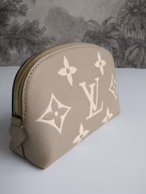 Louis Vuitton Pochette Cosmetique PM