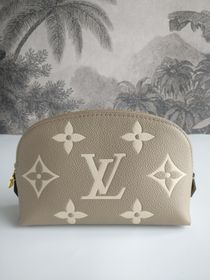 Louis Vuitton Pochette Cosmetique PM