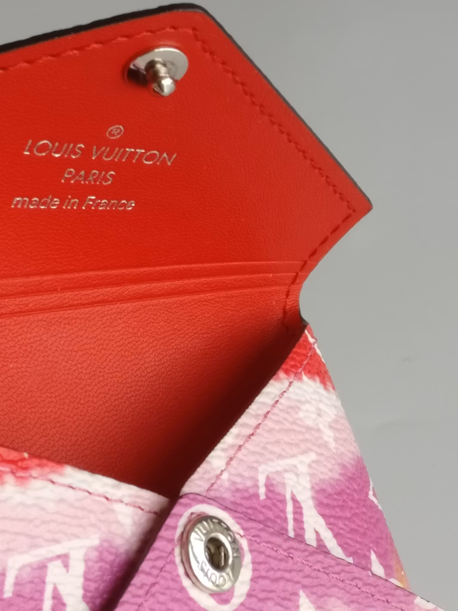 Louis Vuitton escale Kirigami S