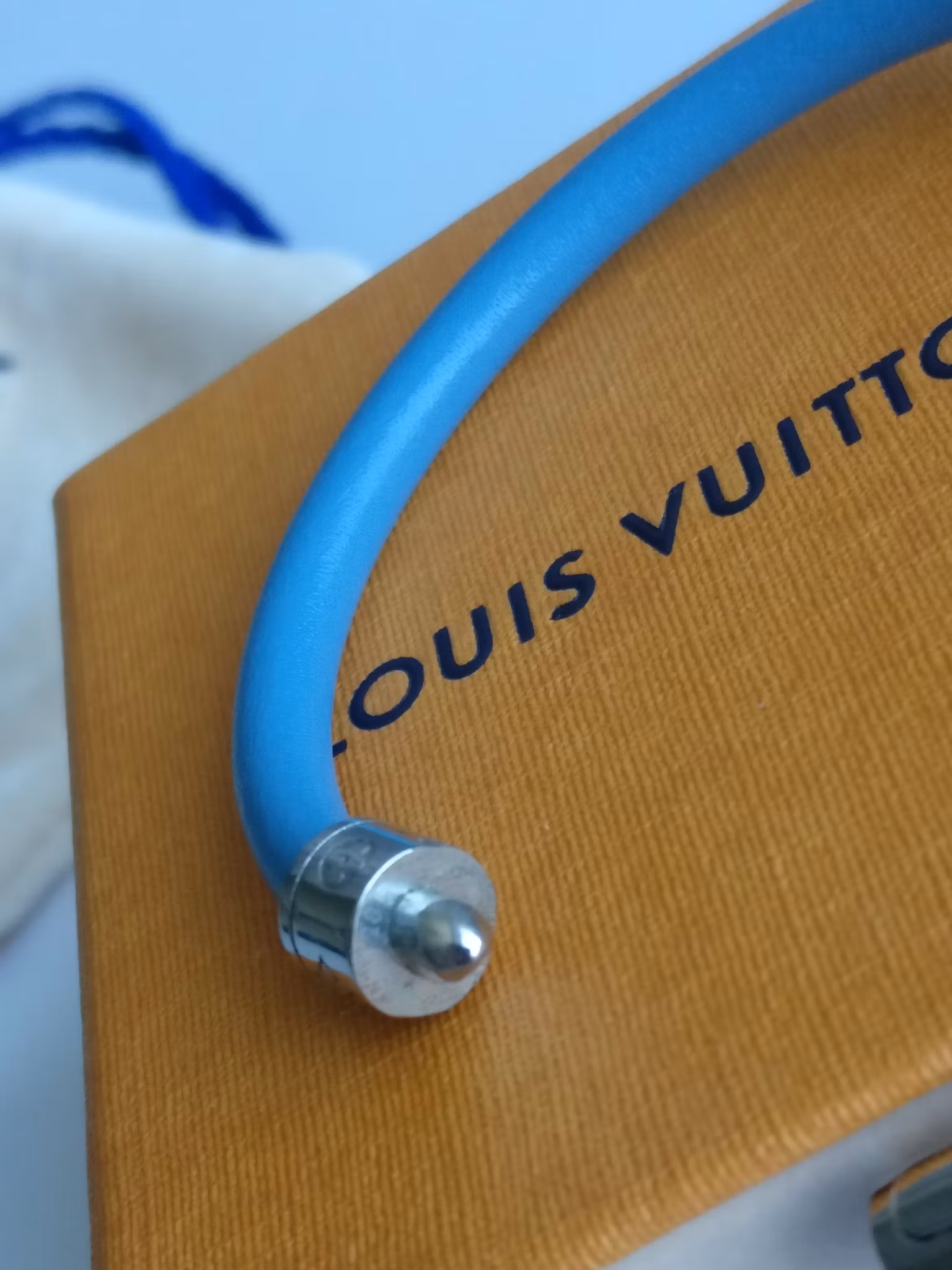 Louis Vuitton Daily Confidential Bracelet damier azur