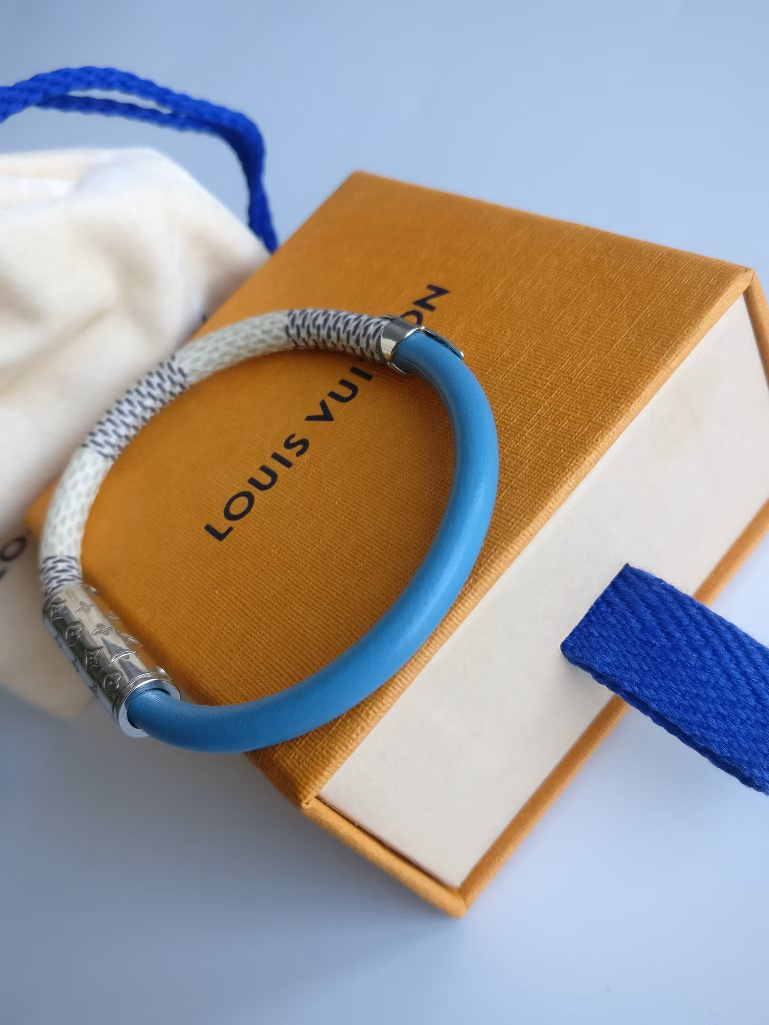 Louis Vuitton Daily Confidential Bracelet damier azur