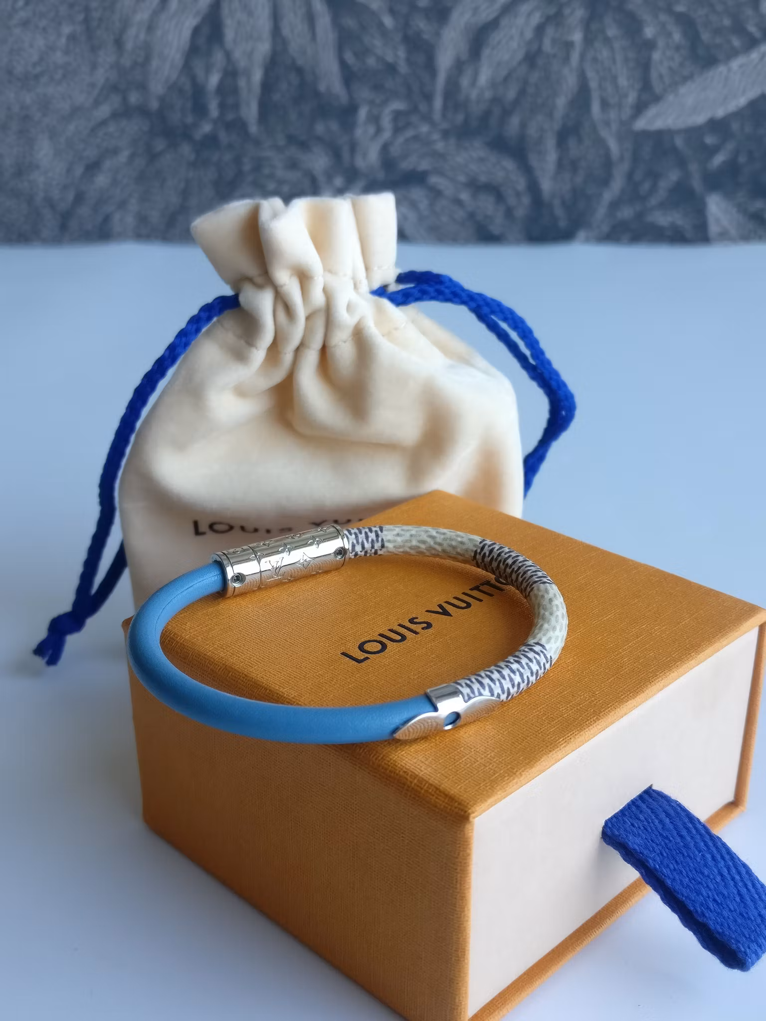 Louis Vuitton Daily Confidential Bracelet damier azur