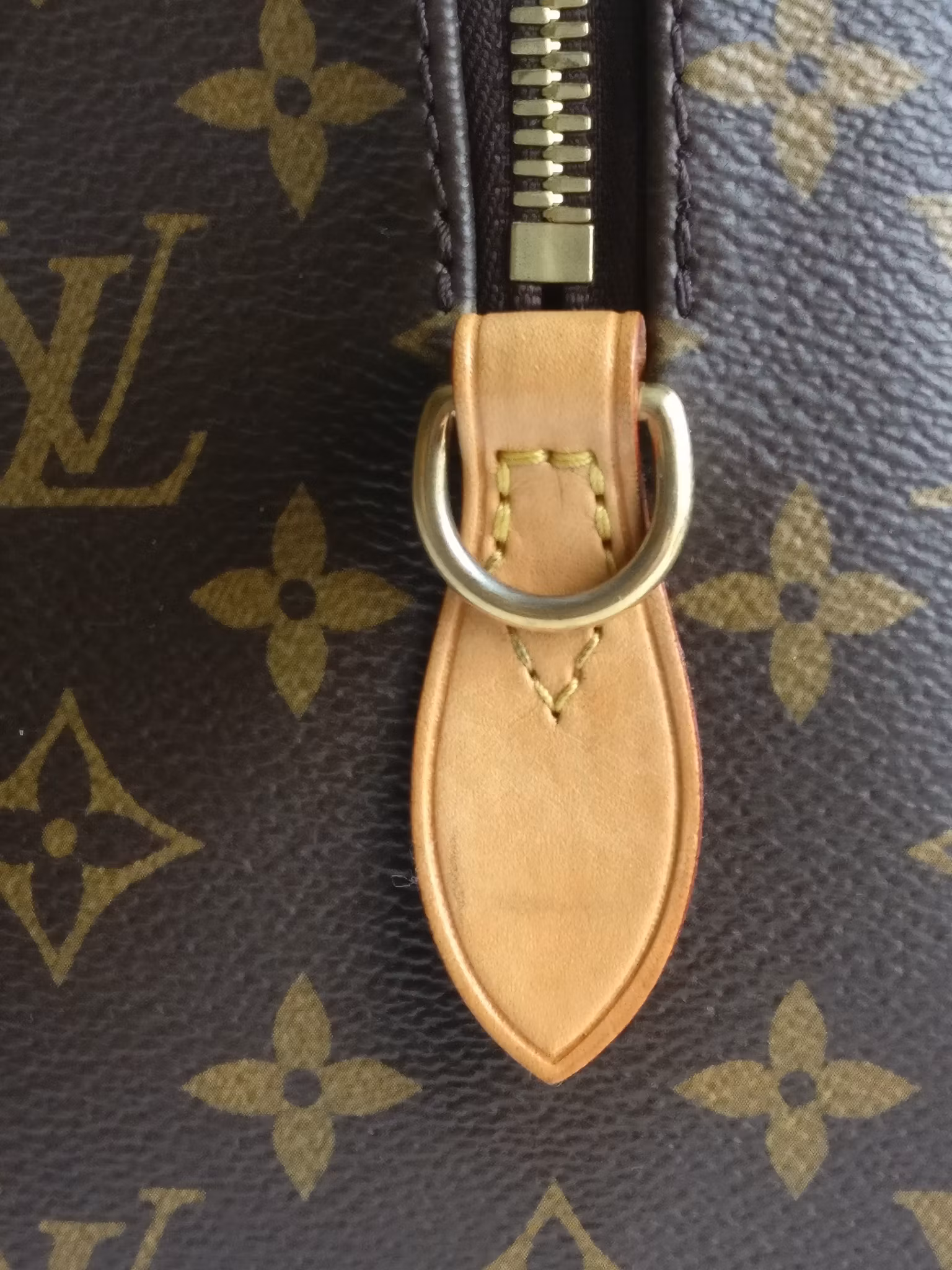Louis Vuitton Retiro 2 Way