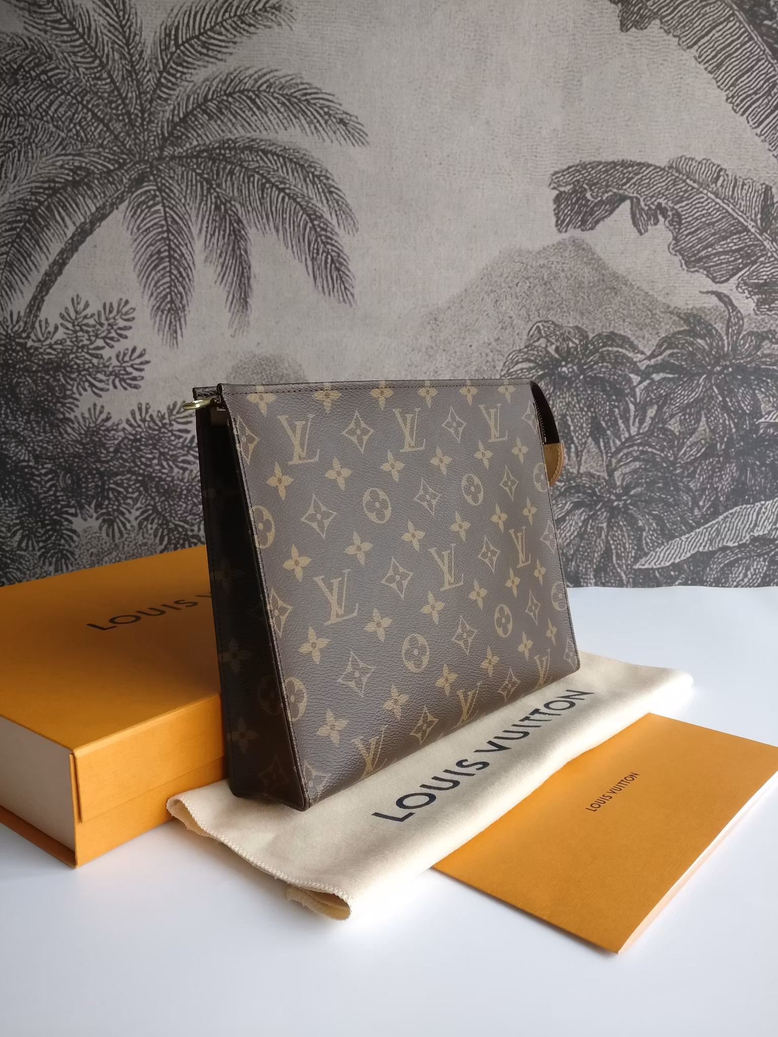 Louis Vuitton Toiletry Pouch 26