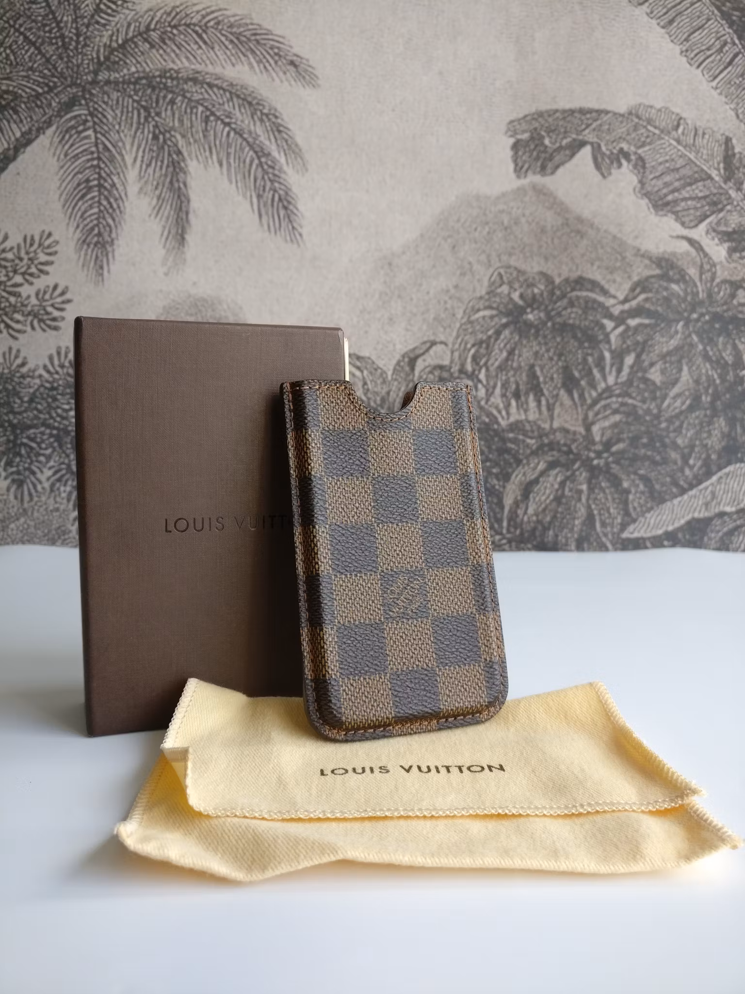 Louis Vuitton phone holder / case
