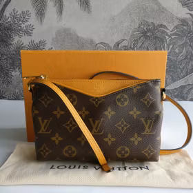 Louis Vuitton Pochette Pallas uniformes Safran