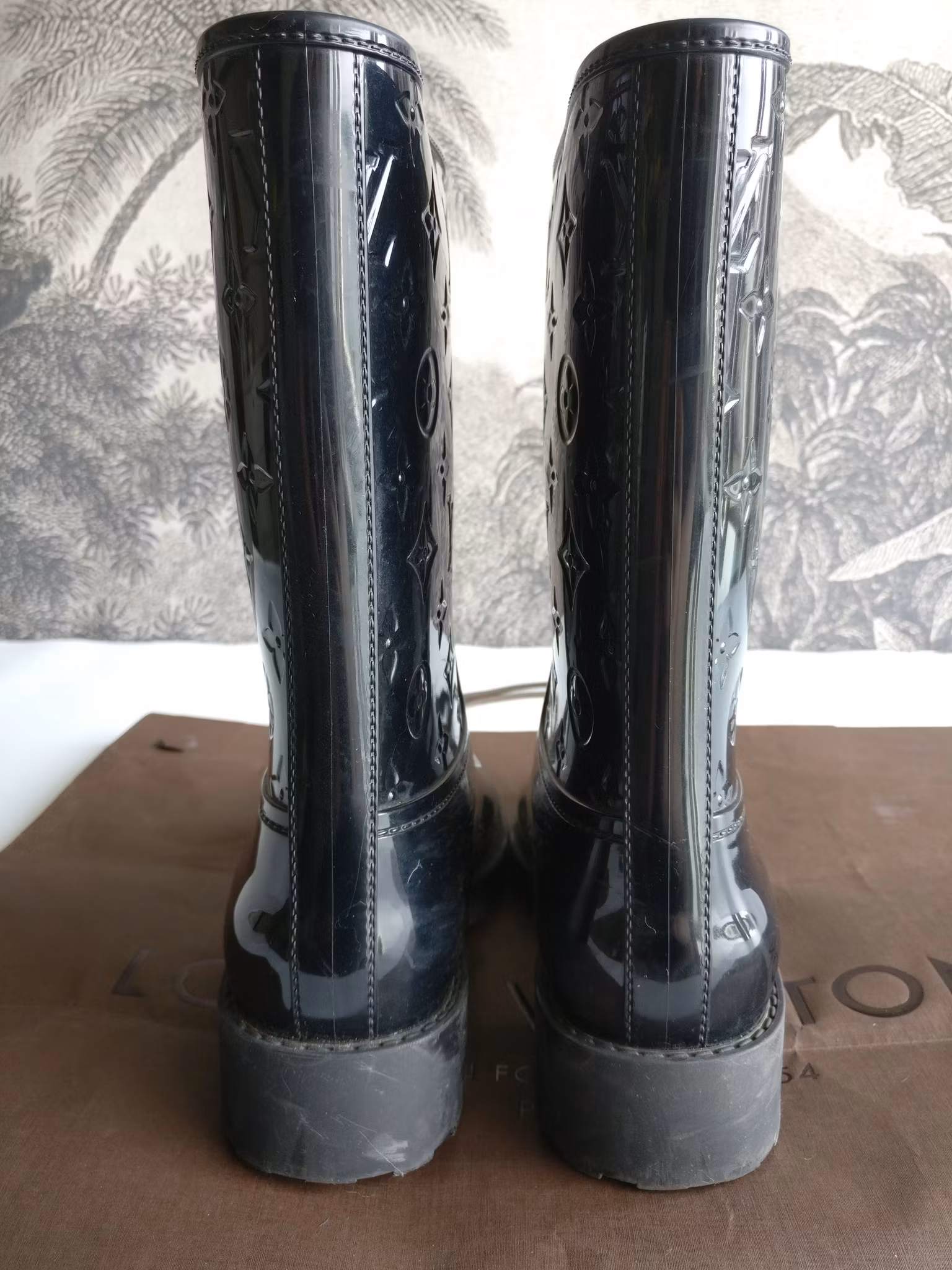 Louis Vuitton Drops Flat Half Boots