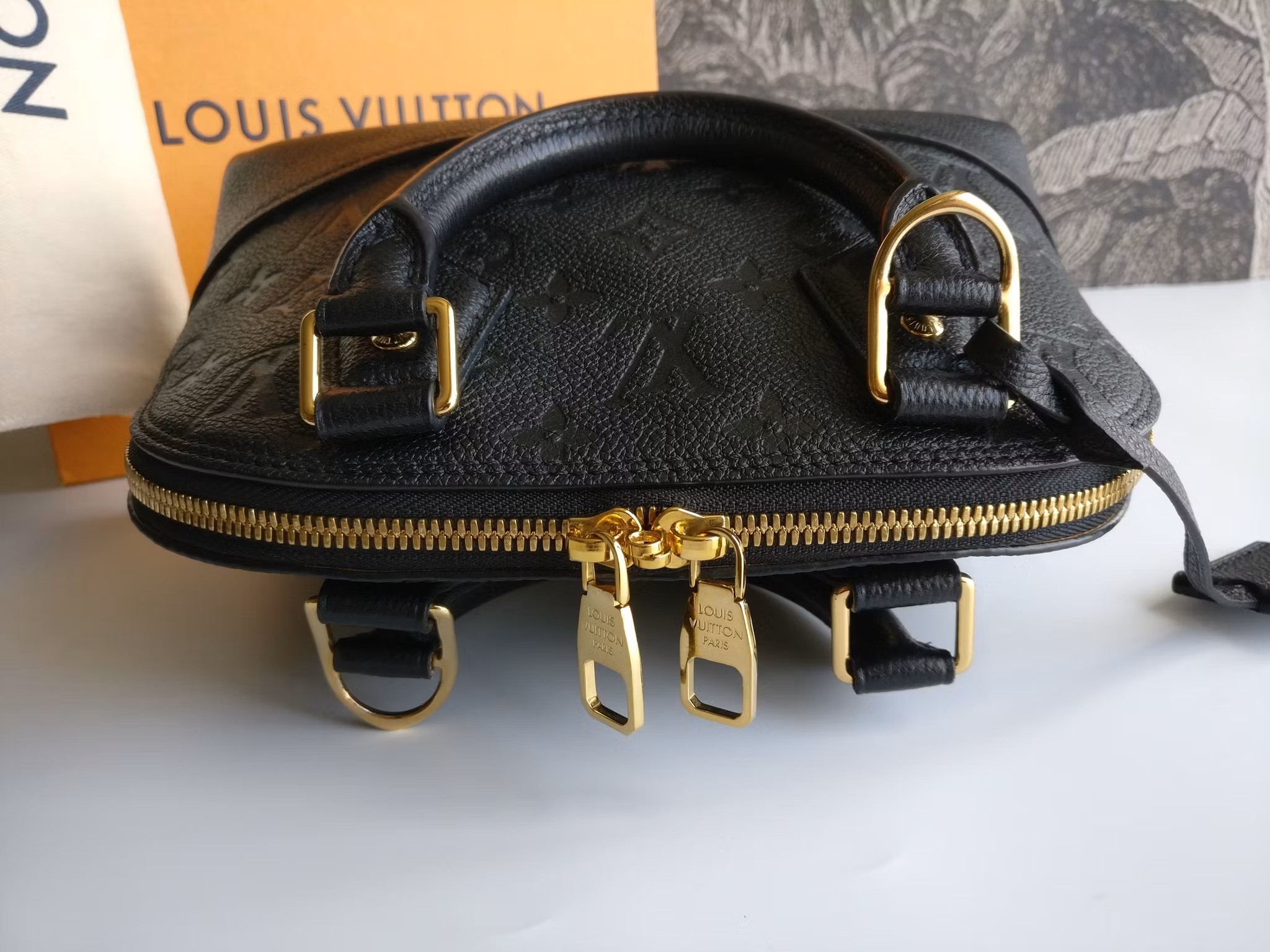 Louis Vuitton Neo Alma BB empreinte