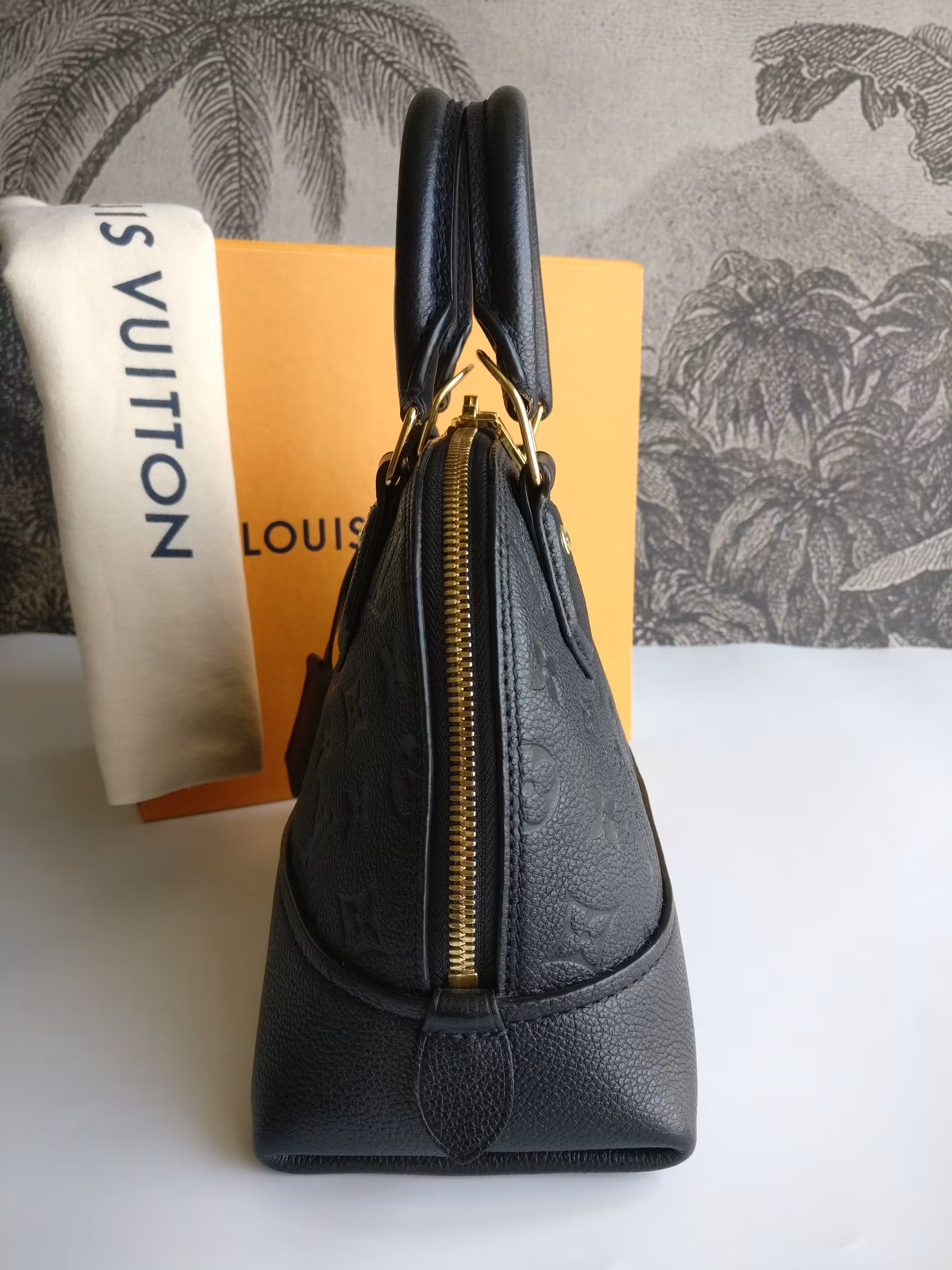 Louis Vuitton Neo Alma BB empreinte