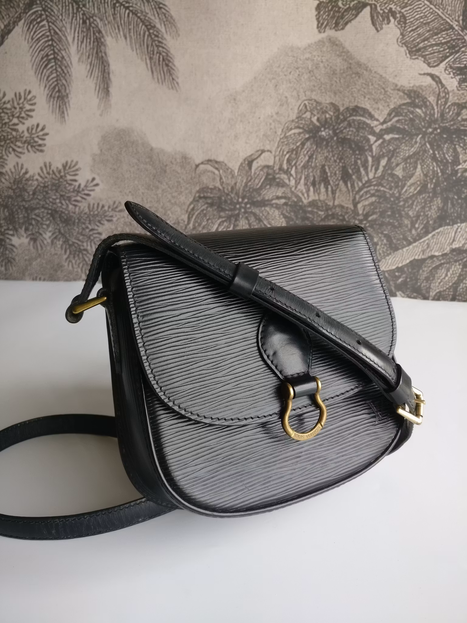 Louis Vuitton St Cloud PM black epi