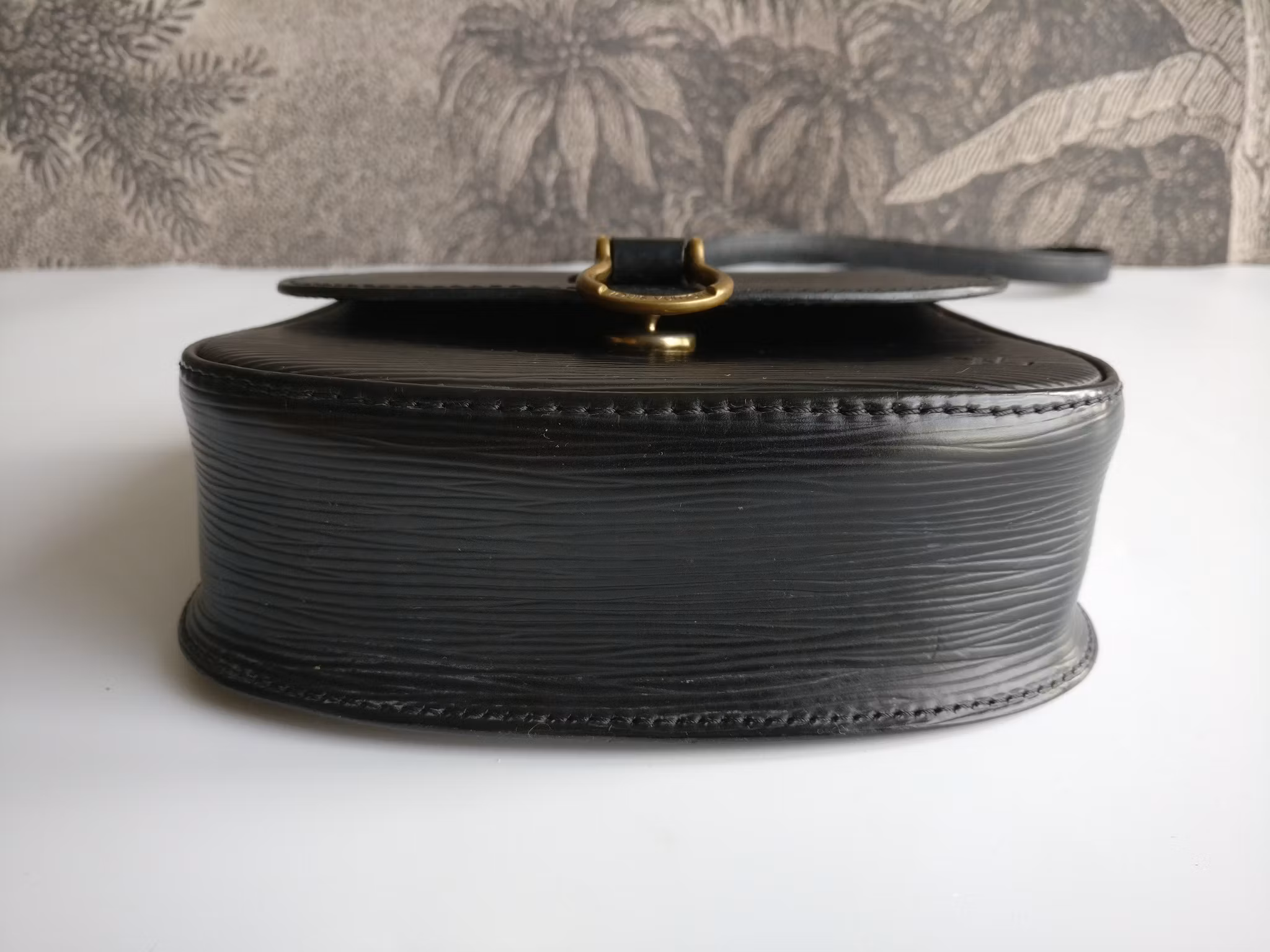 Louis Vuitton St Cloud PM black epi