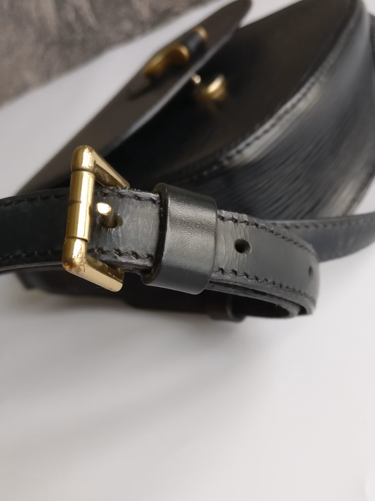 Louis Vuitton St Cloud PM black epi