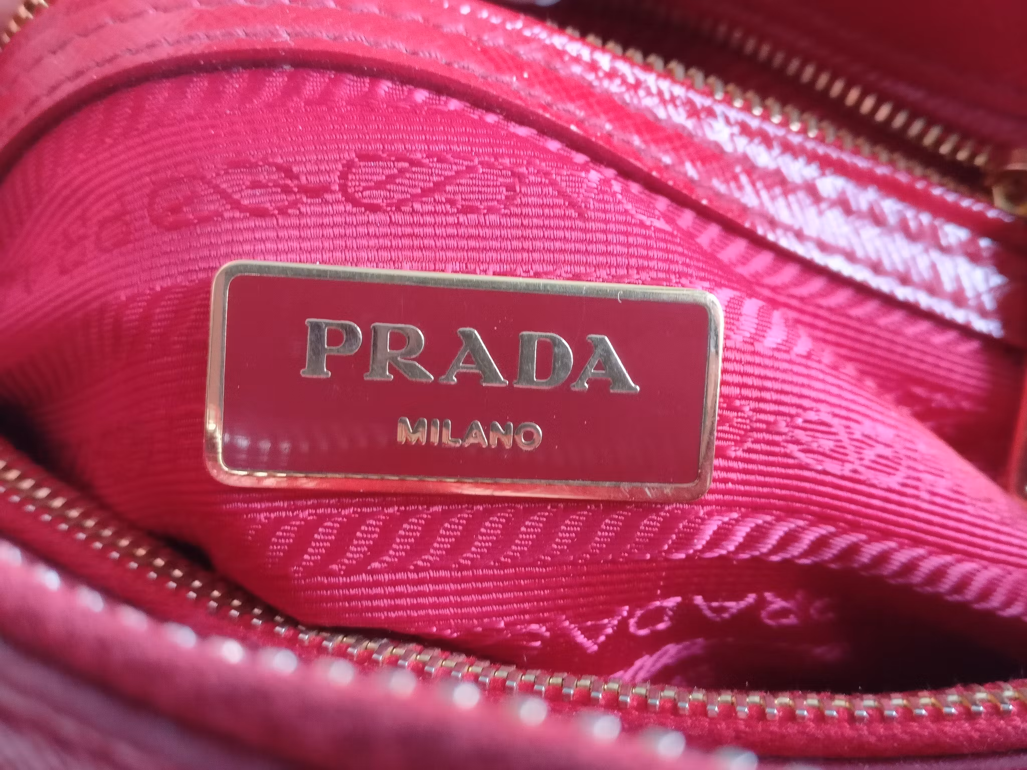 Prada Saffiano Lux Promenade Vernice Alma 25 small