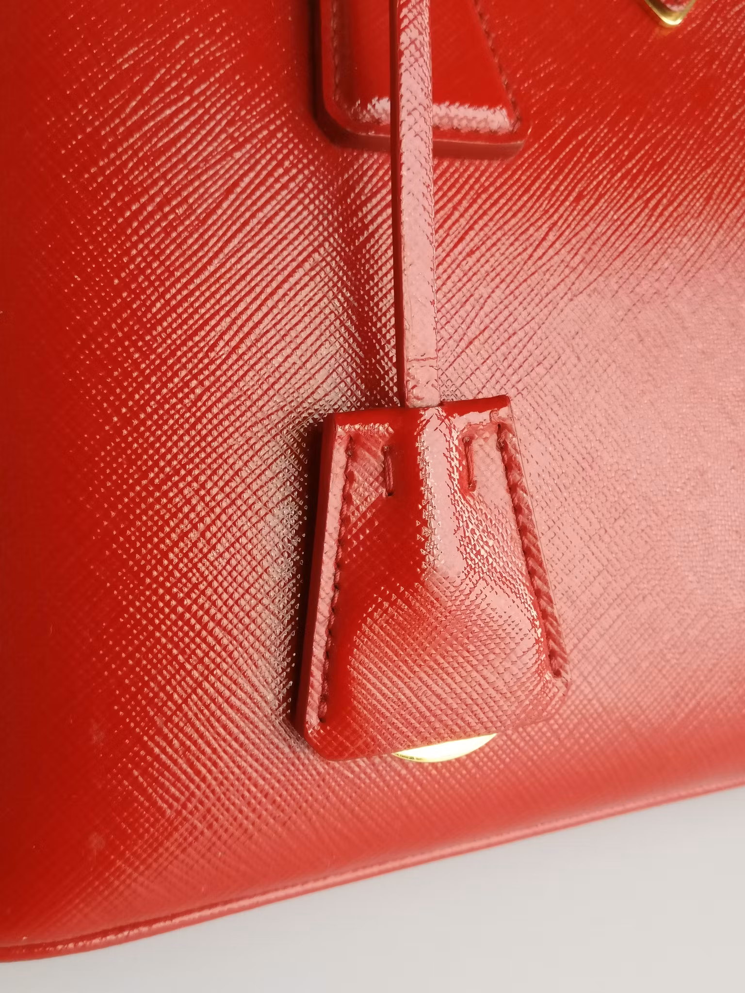 Prada Saffiano Lux Promenade Vernice Alma 25 small
