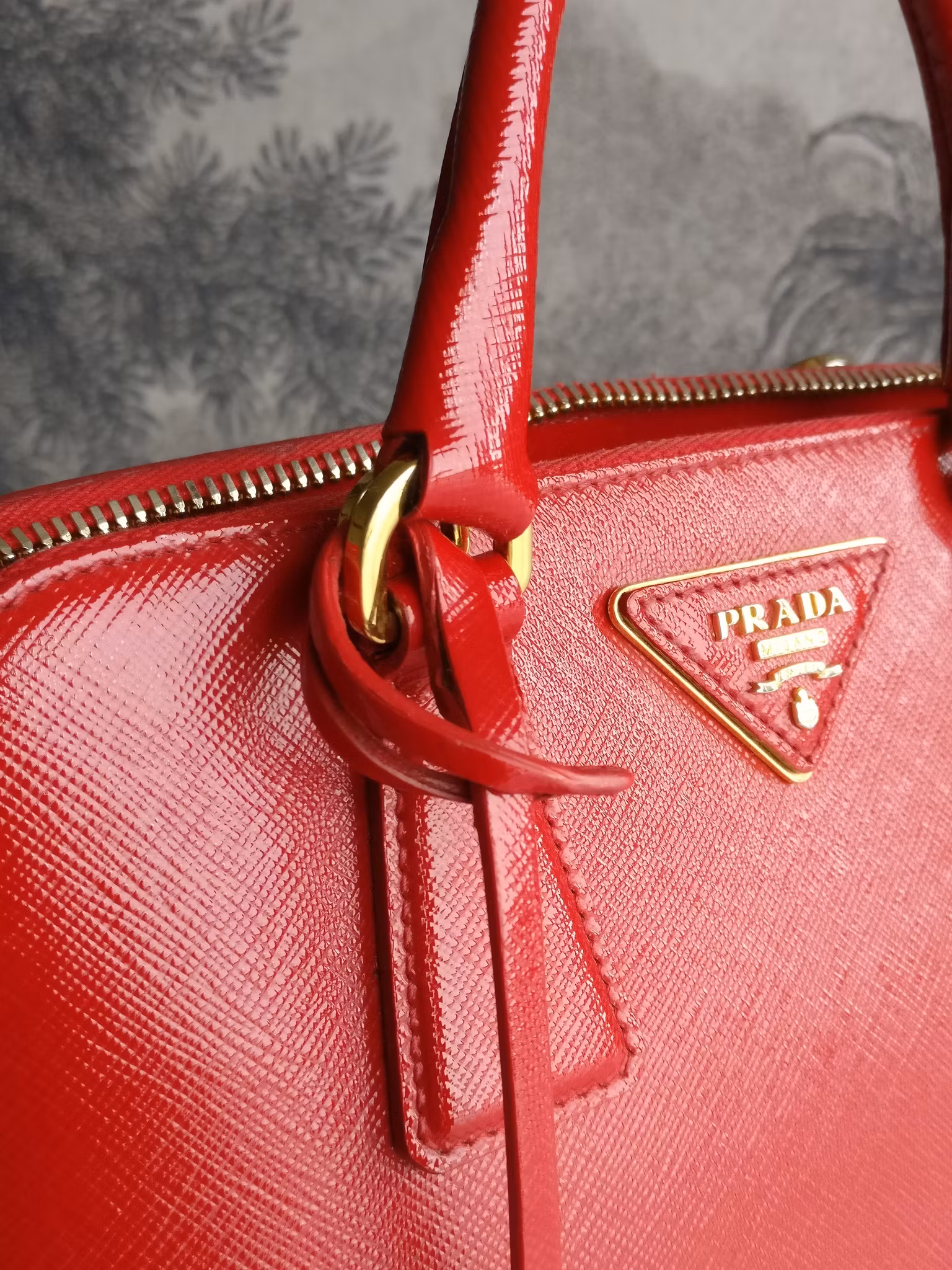 Prada Saffiano Lux Promenade Vernice Alma 25 small