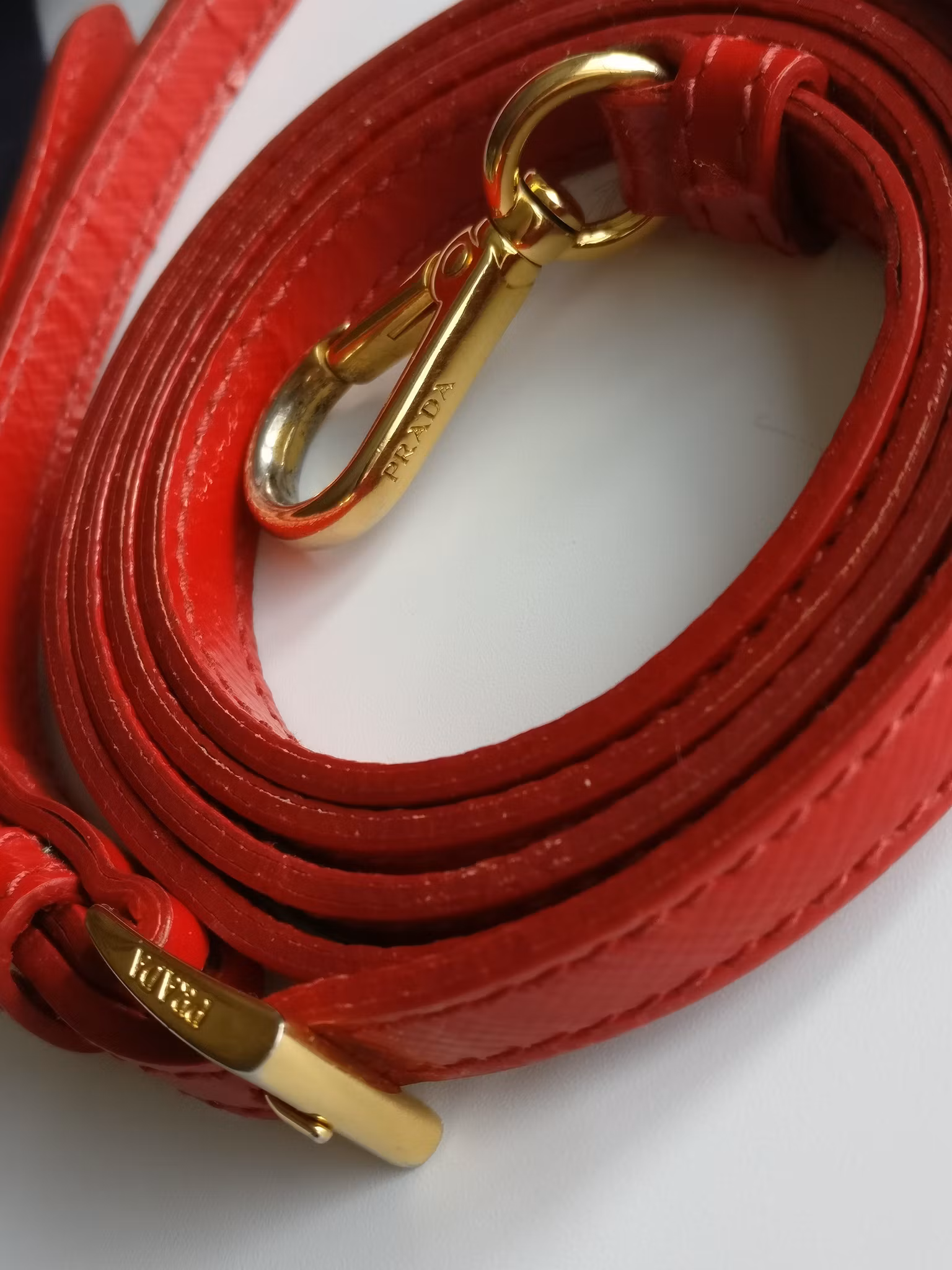Prada Saffiano Lux Promenade Vernice Alma 25 small
