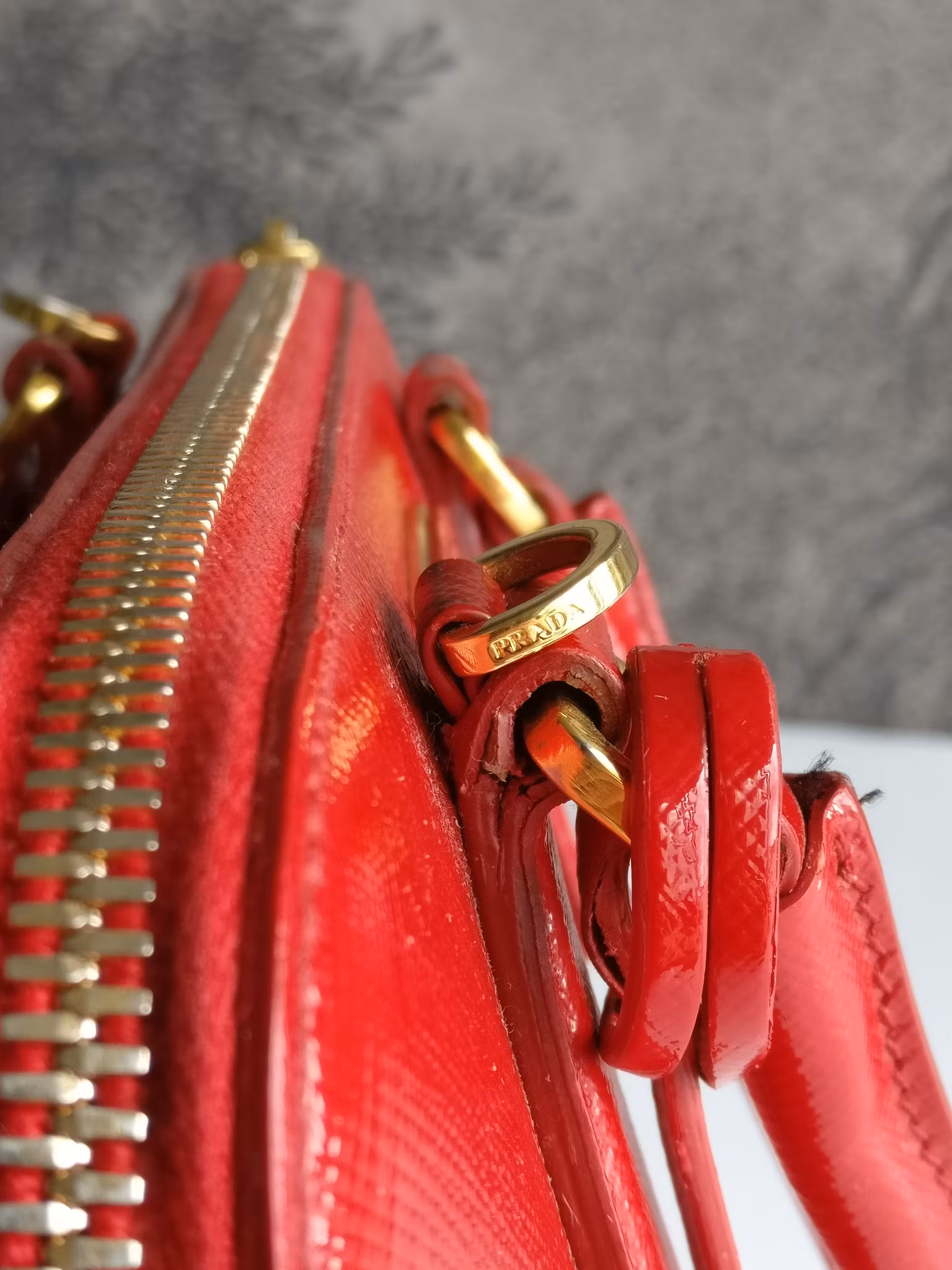 Prada Saffiano Lux Promenade Vernice Alma 25 small