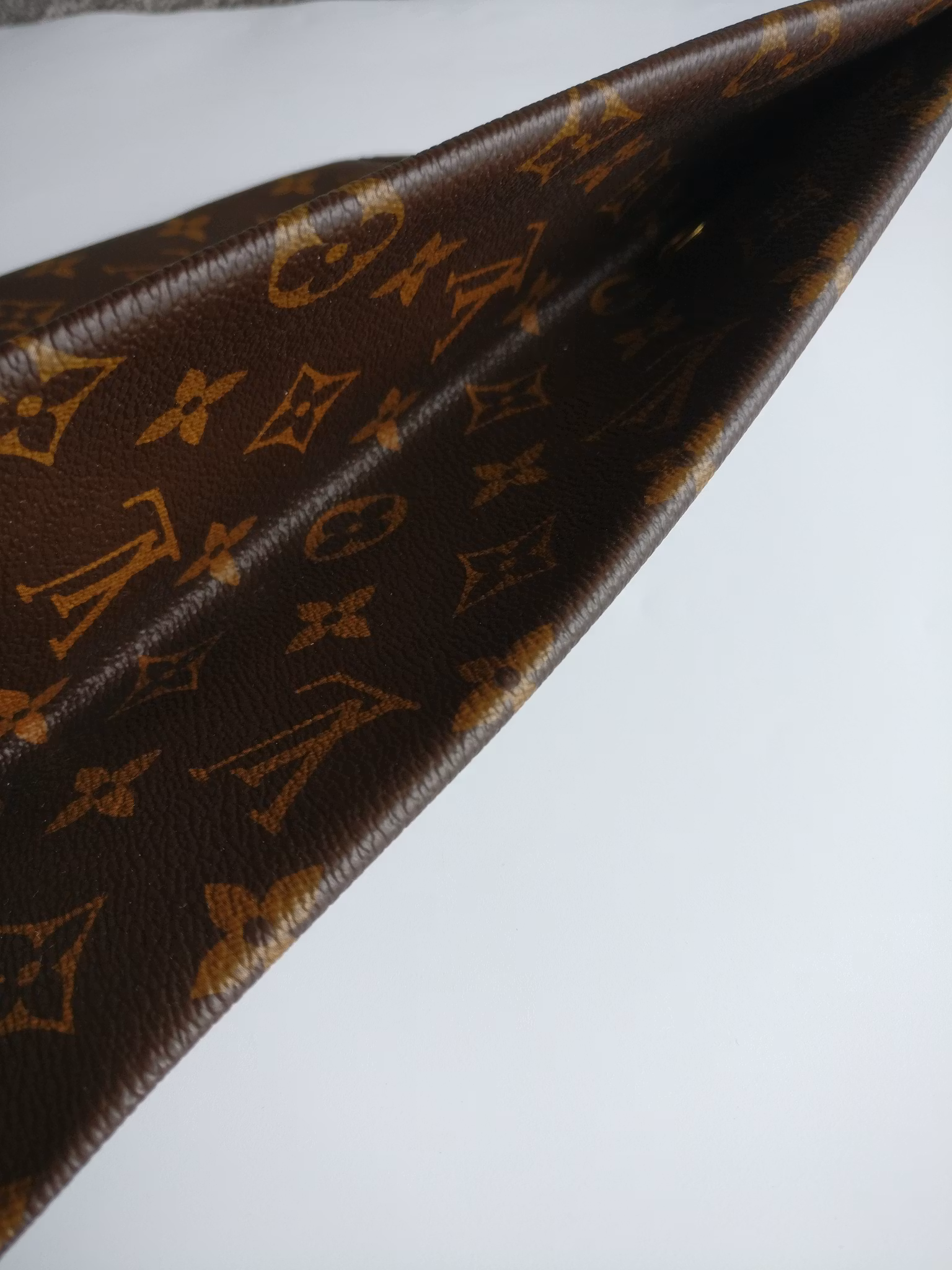 Louis Vuitton Shoe Pouch Dopp Kit