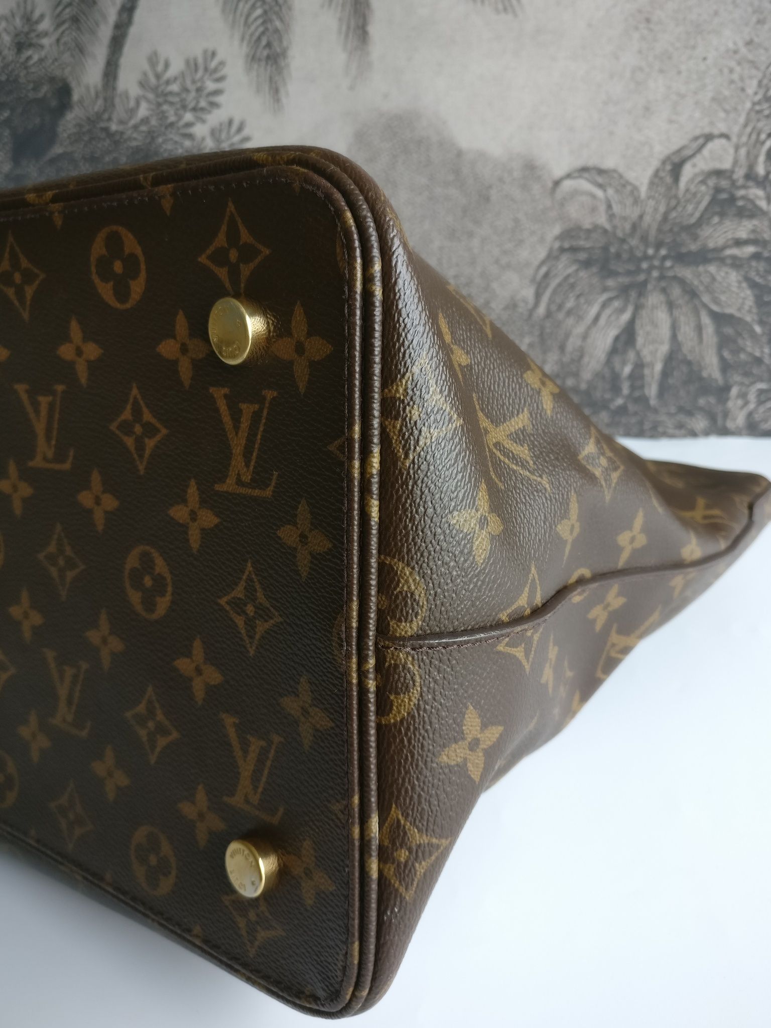 Louis Vuitton LockIt GM Reinvented