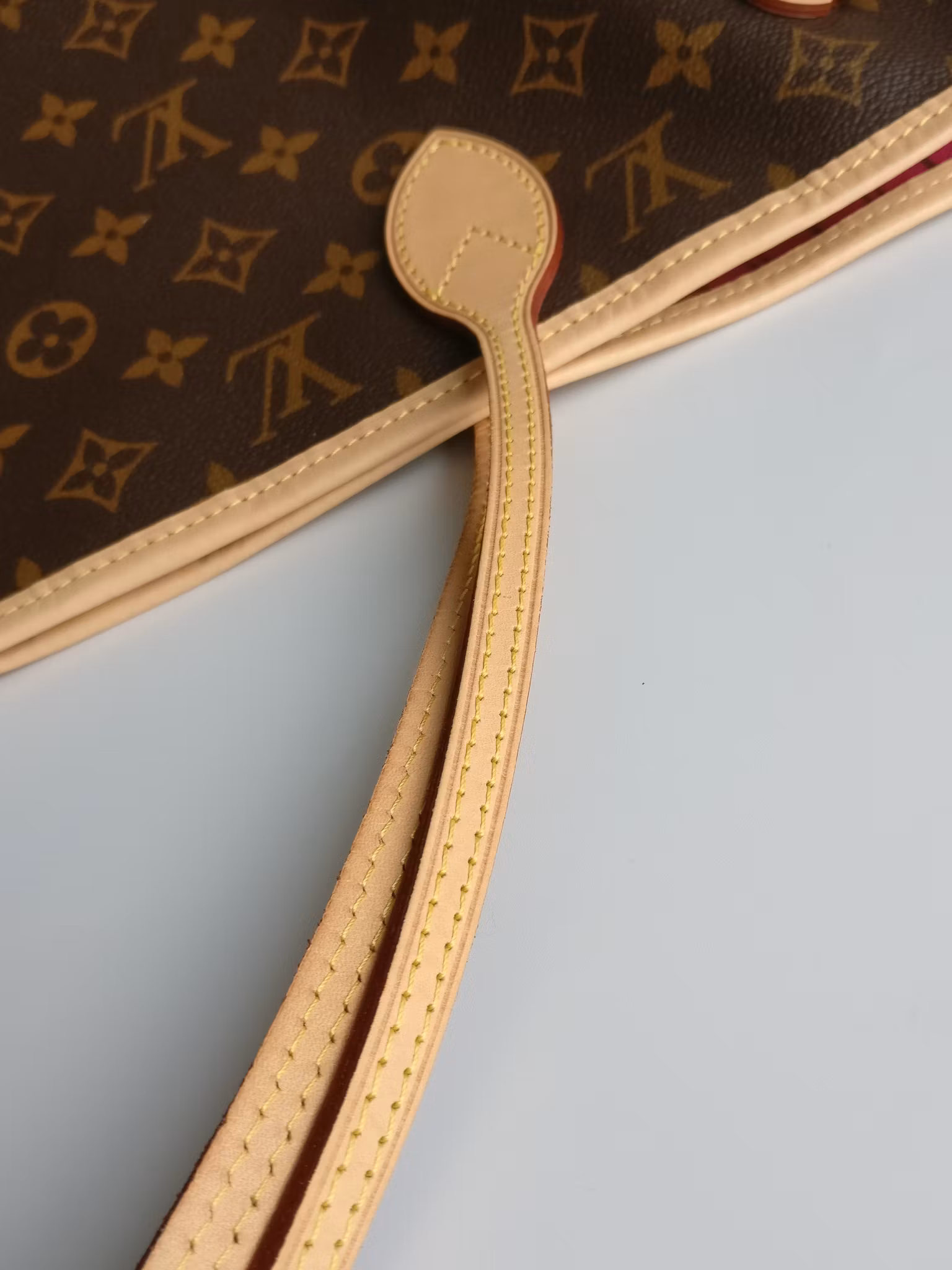Louis Vuitton Neverfull MM