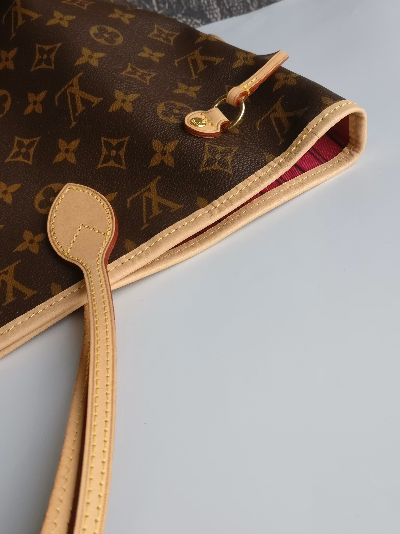 Louis Vuitton Neverfull MM