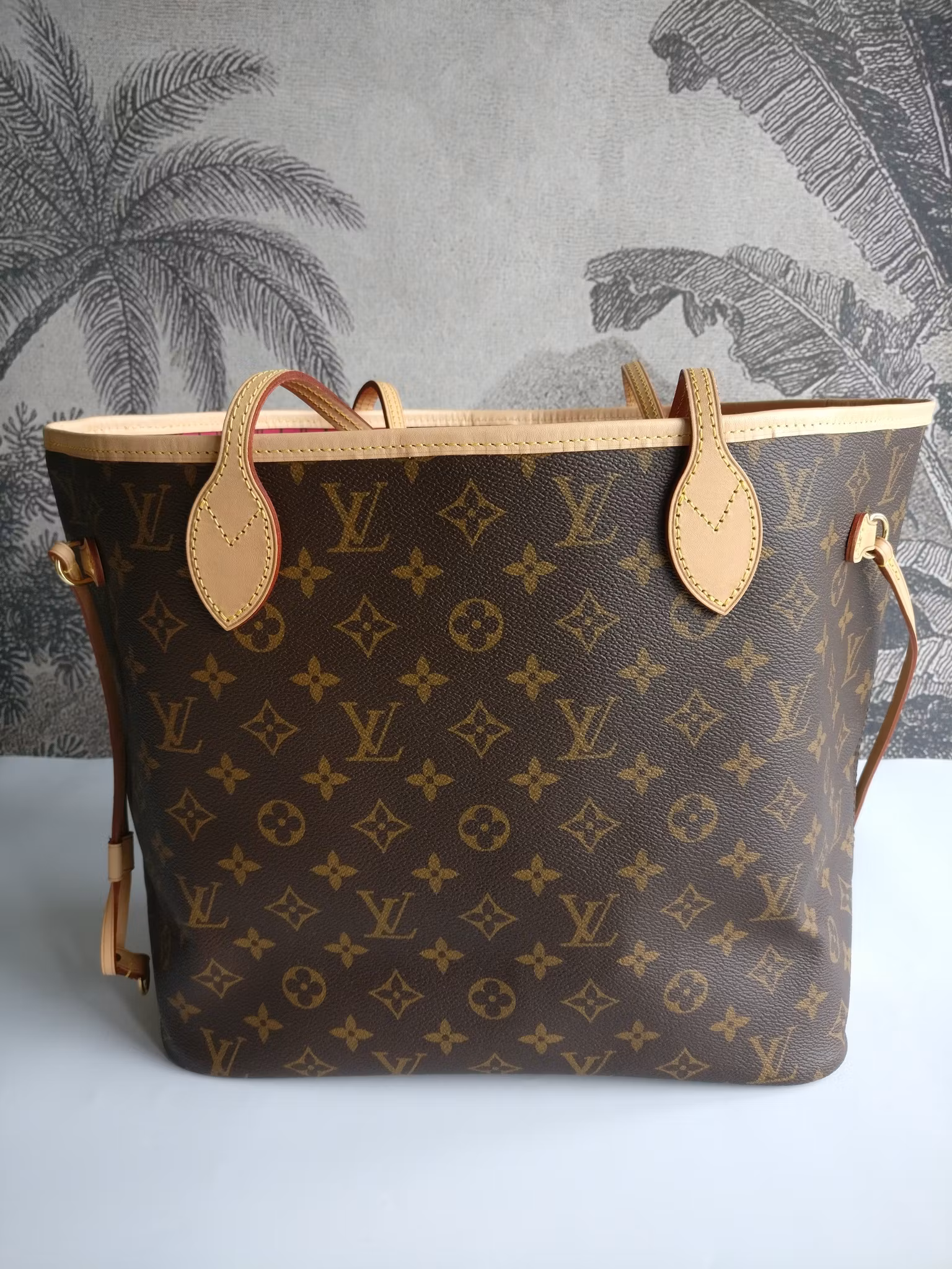 Louis Vuitton Neverfull MM