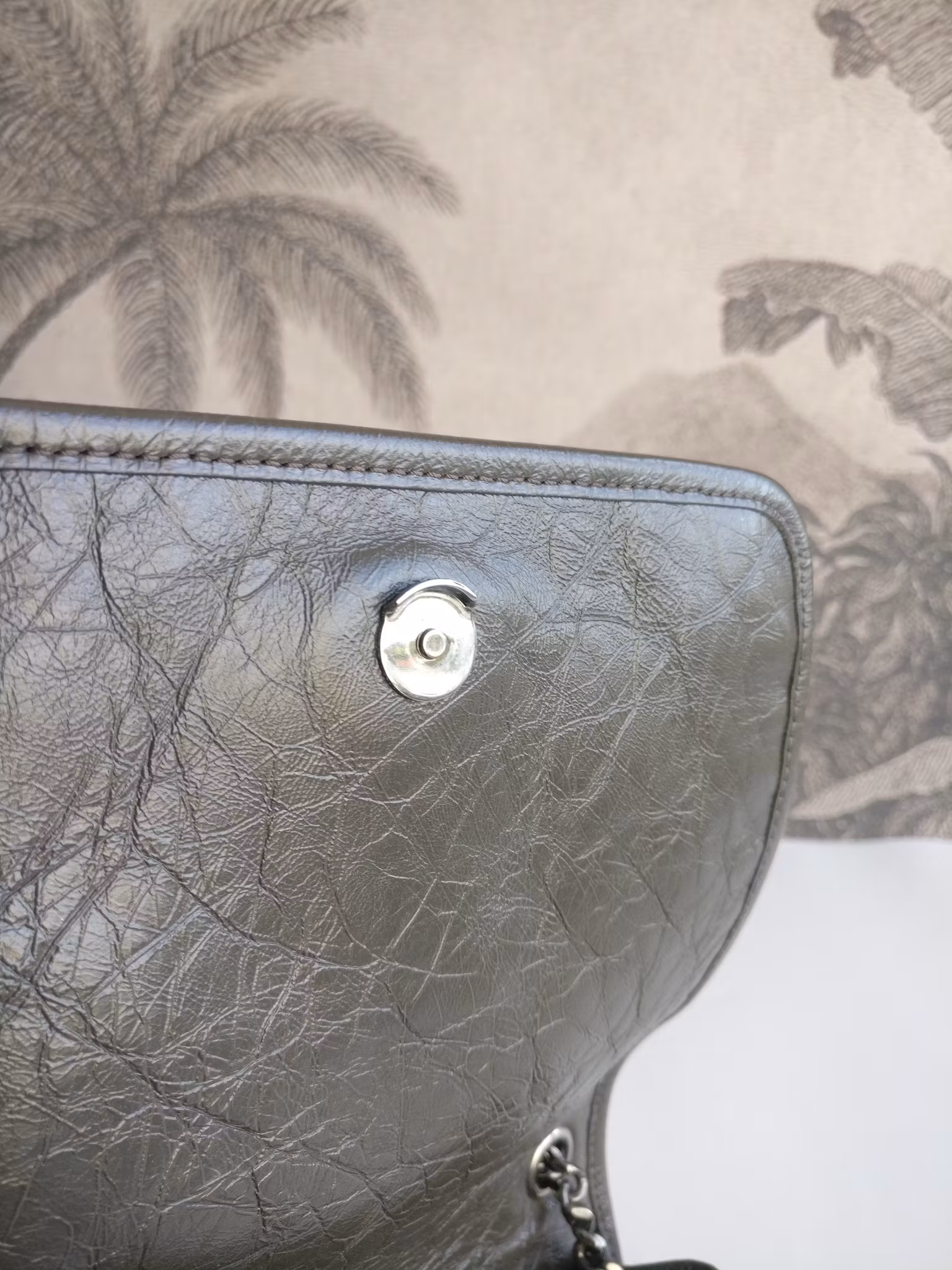 Saint Laurent Niki Chain Wallet