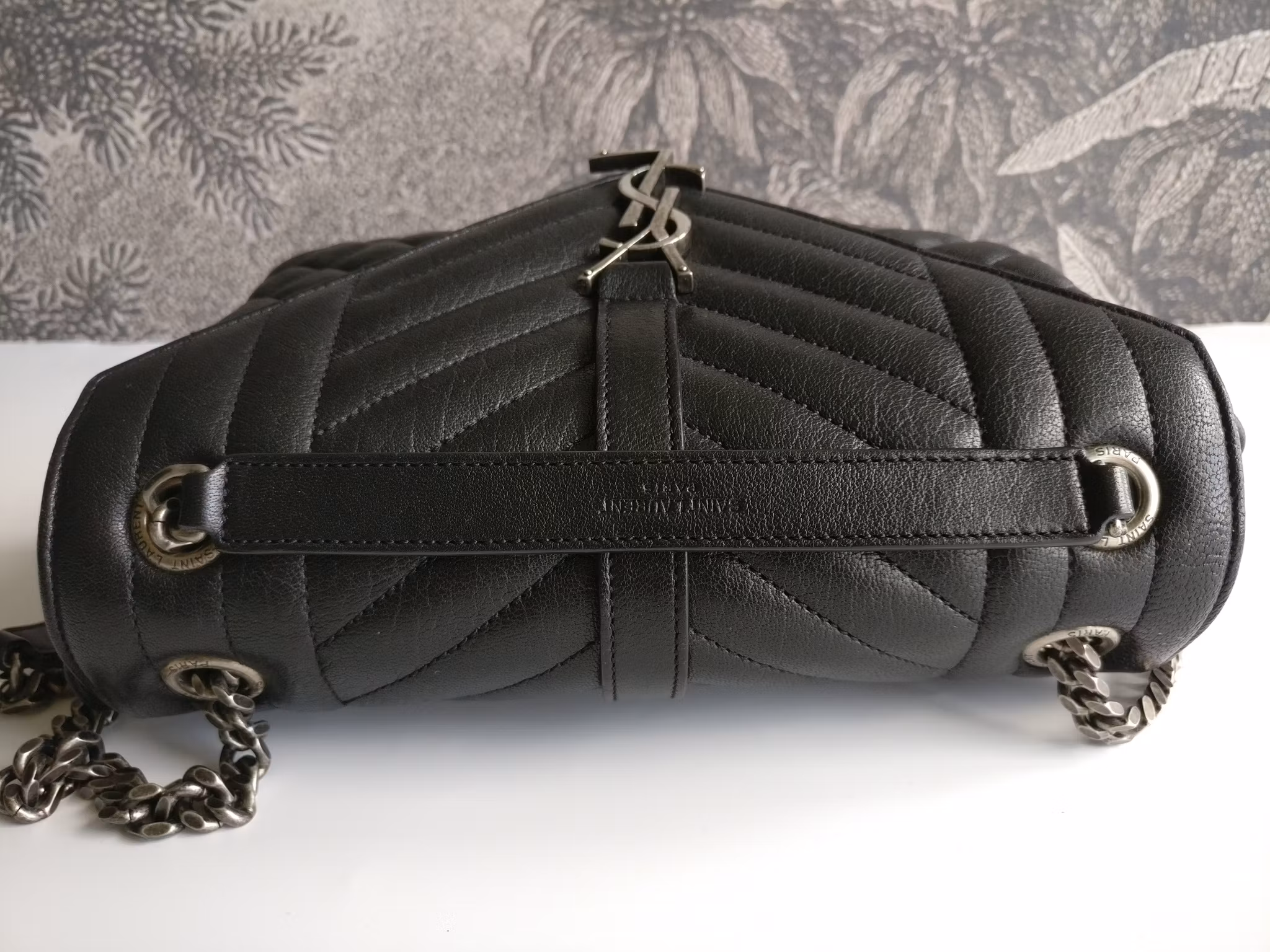 Saint Laurent Soft Envelope bag small