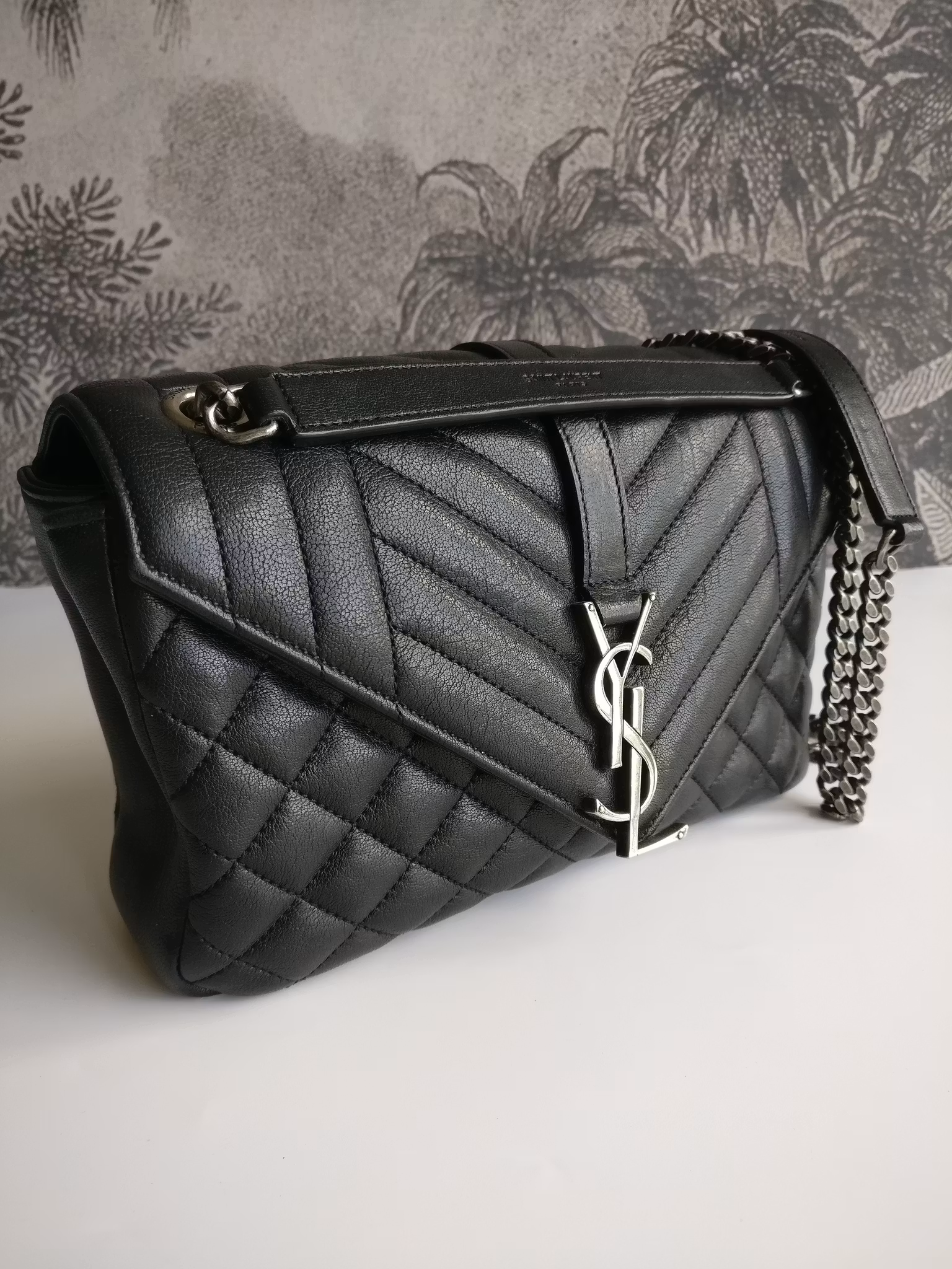 Saint Laurent Soft Envelope bag small