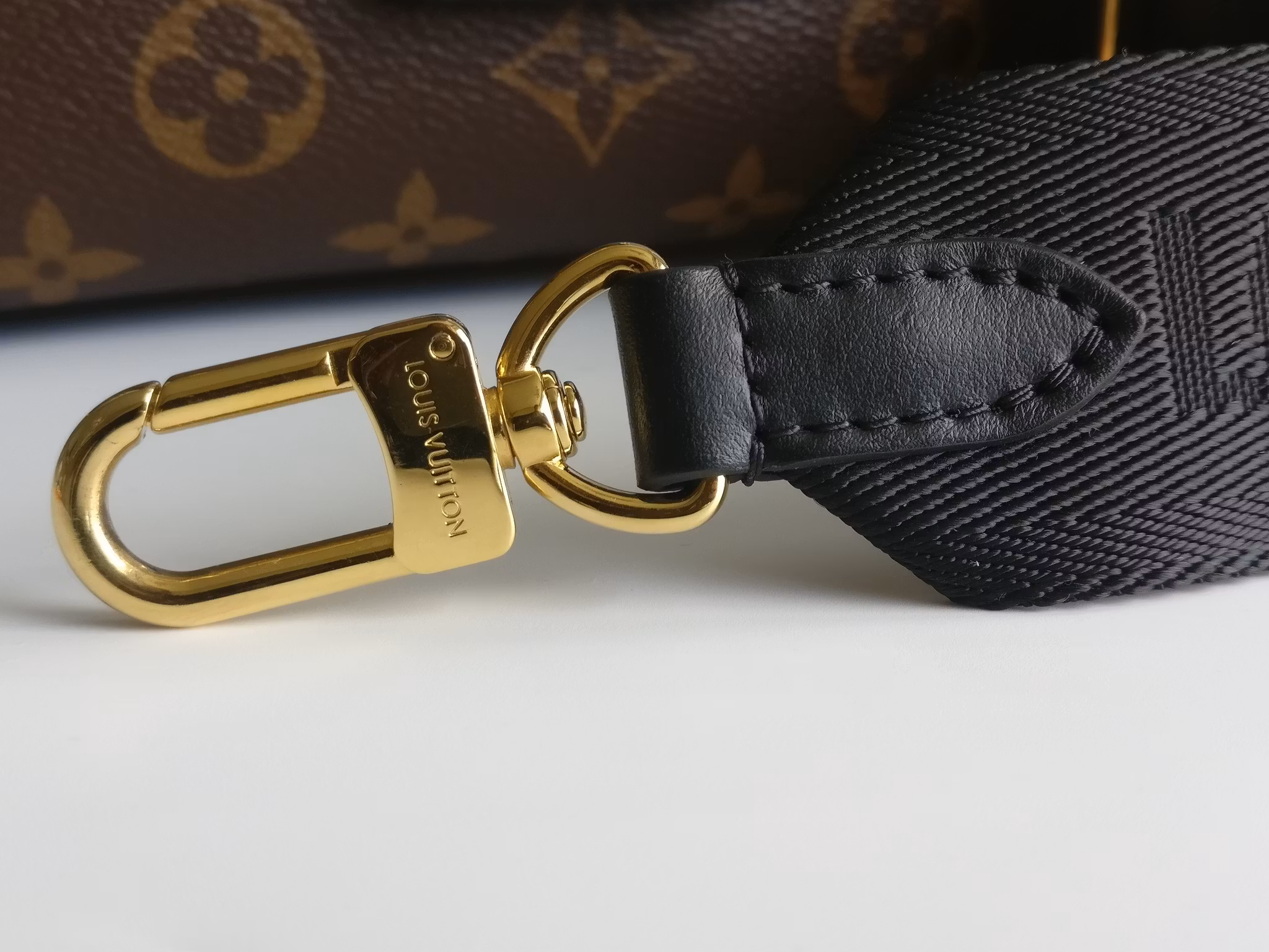 Louis Vuitton Petite Malle Souple