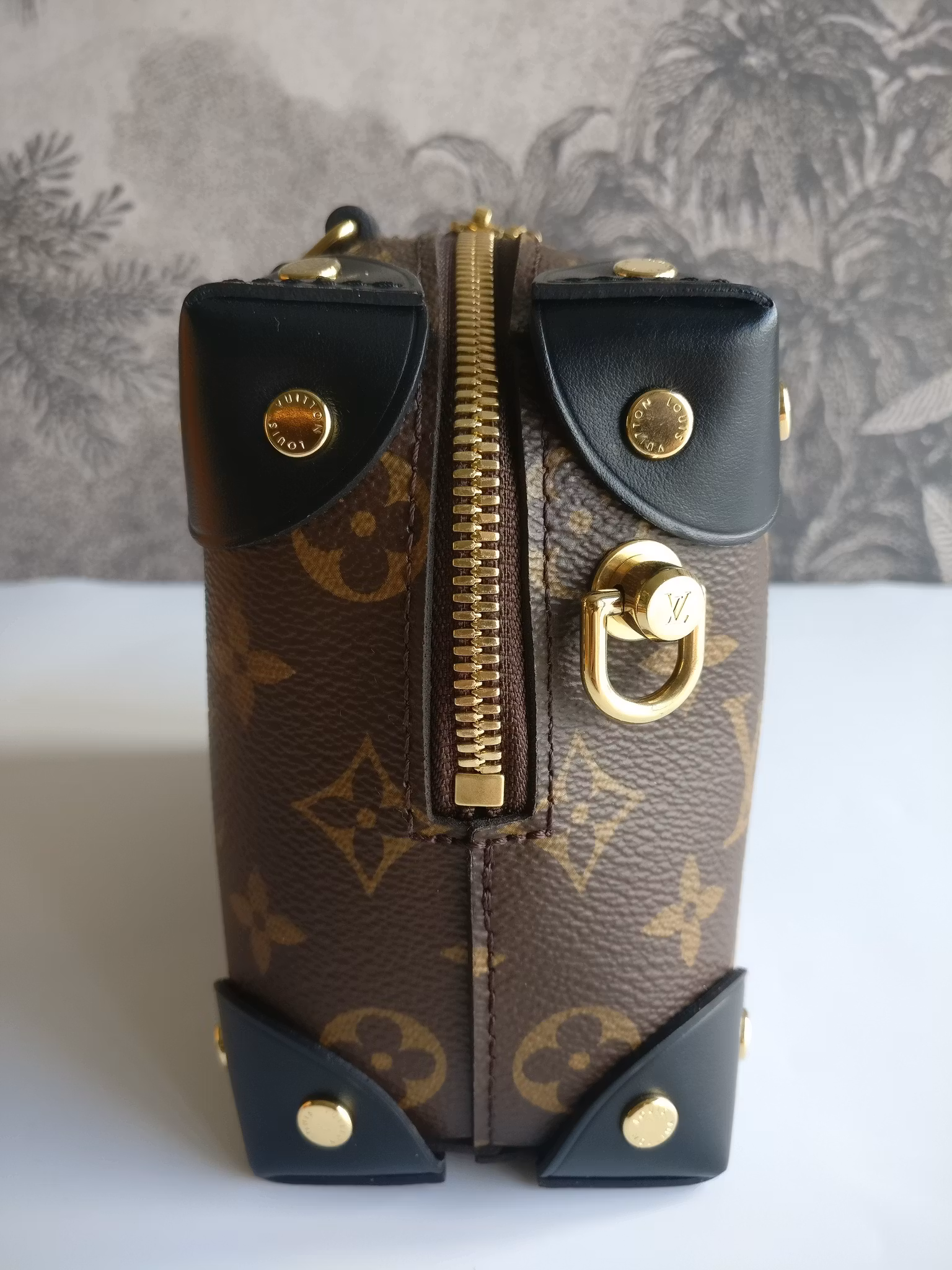 Louis Vuitton Petite Malle Souple