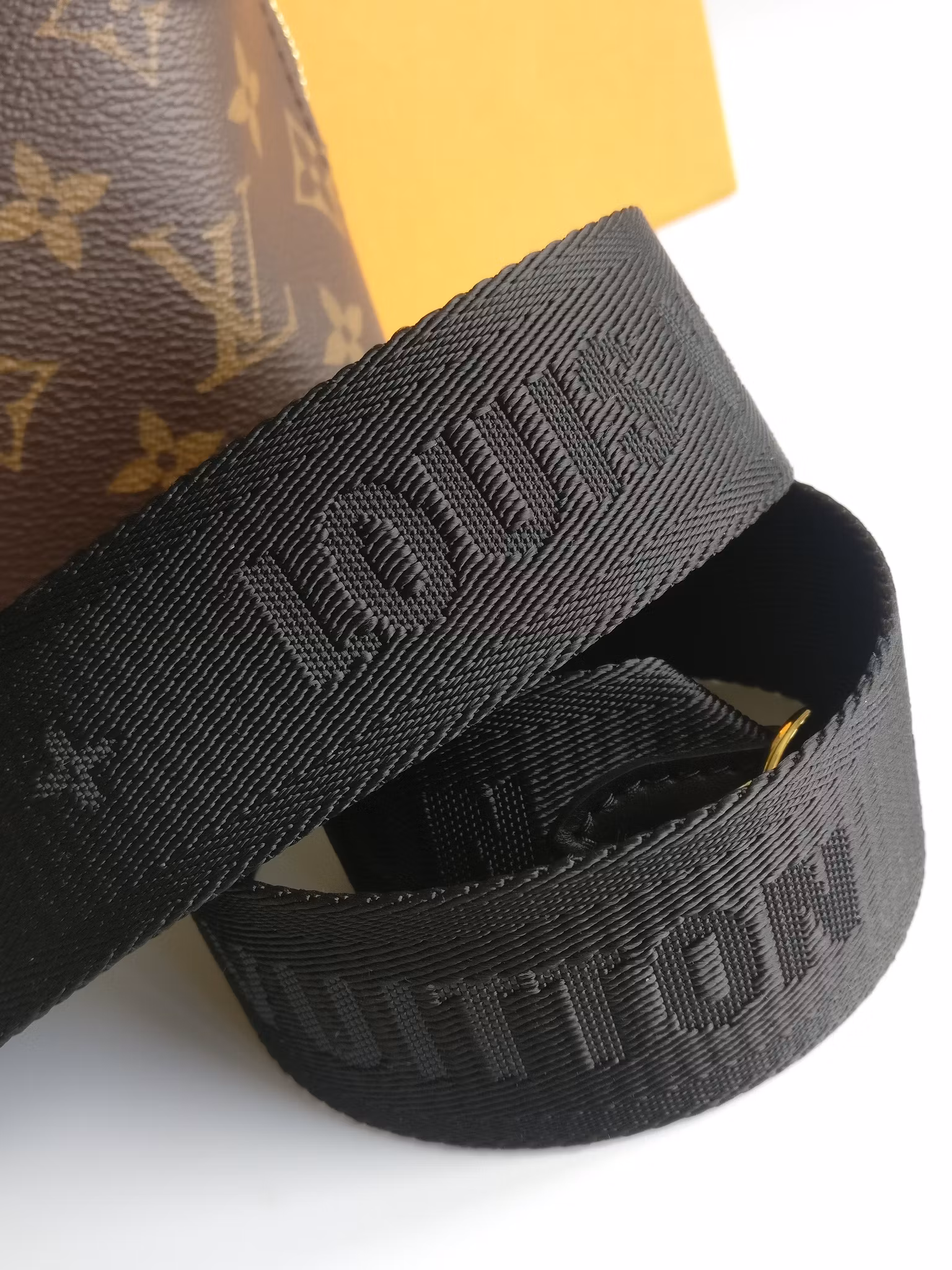 Louis Vuitton Petite Malle Souple