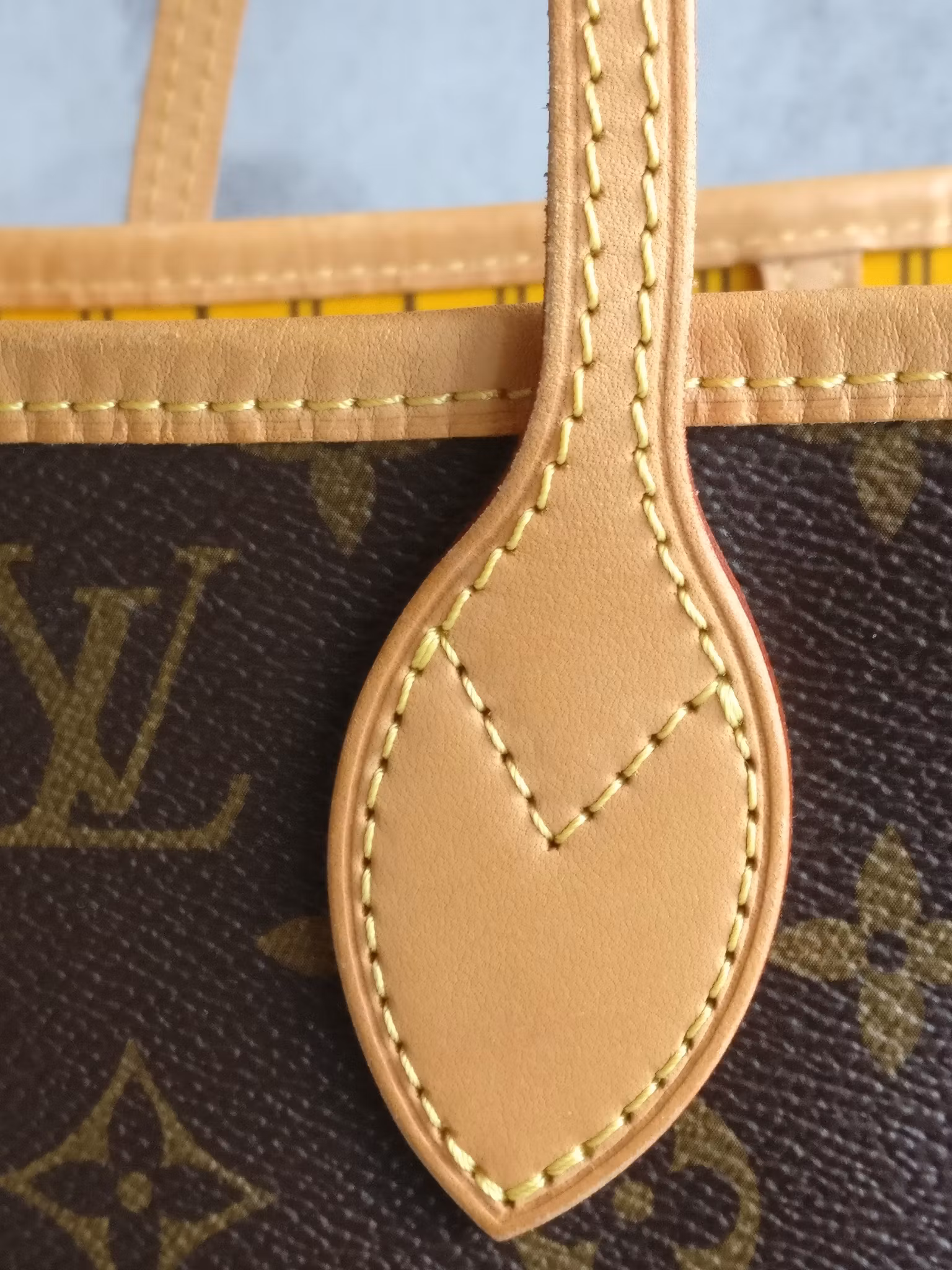 Louis Vuitton Neverfull MM mimosa limited edition