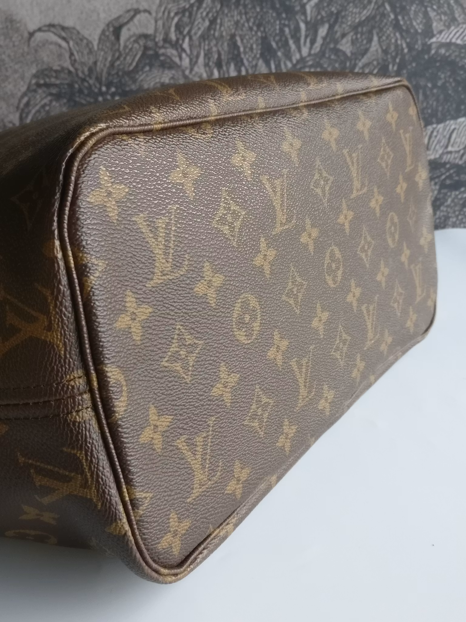 Louis Vuitton Neverfull MM mimosa limited edition