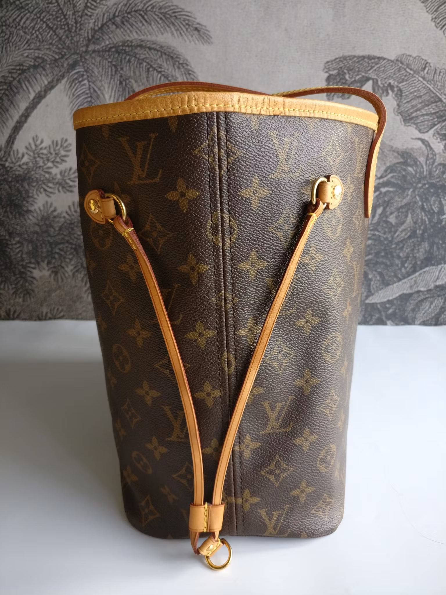 Louis Vuitton Neverfull MM mimosa limited edition