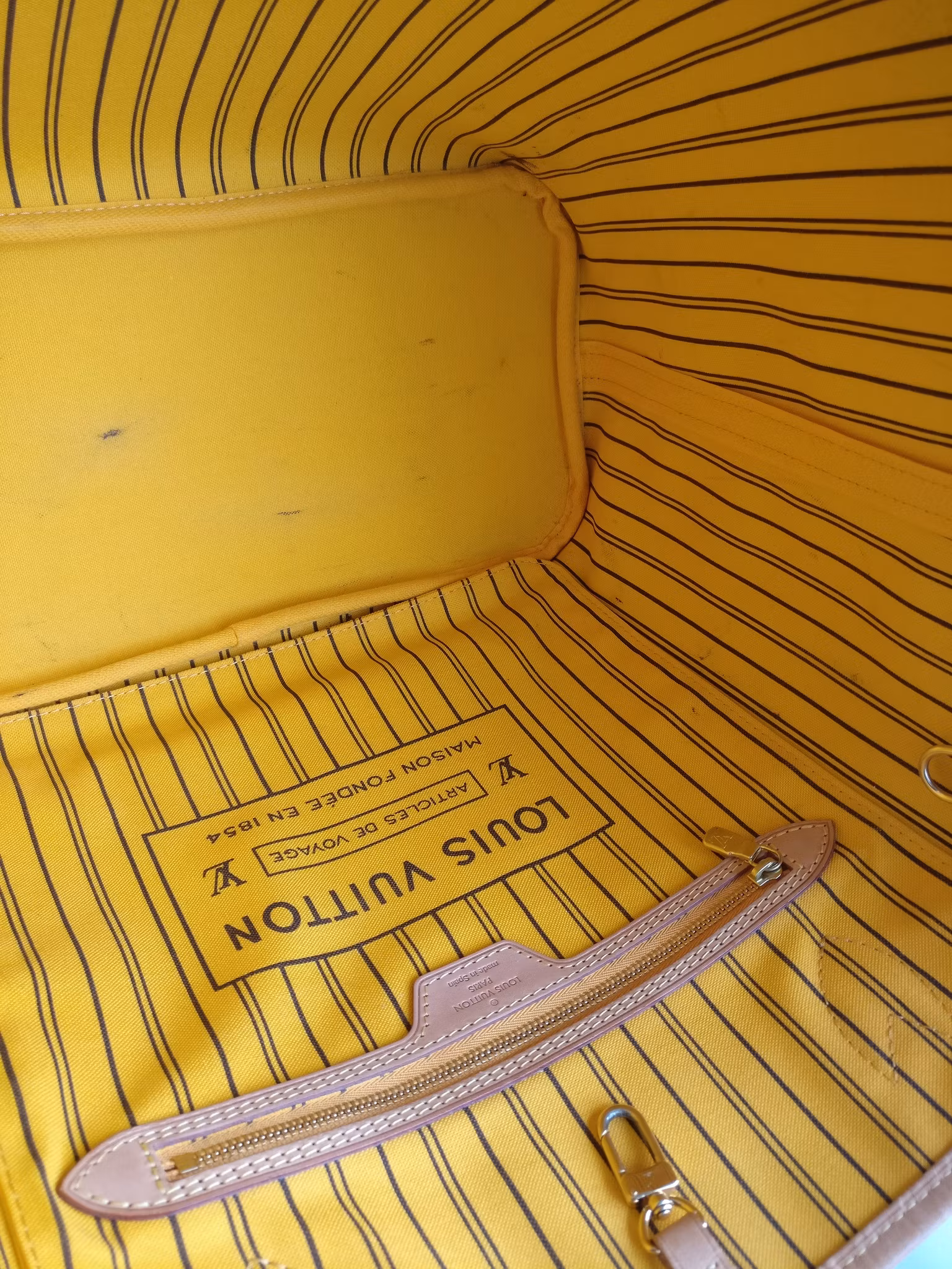 Louis Vuitton Neverfull MM mimosa limited edition