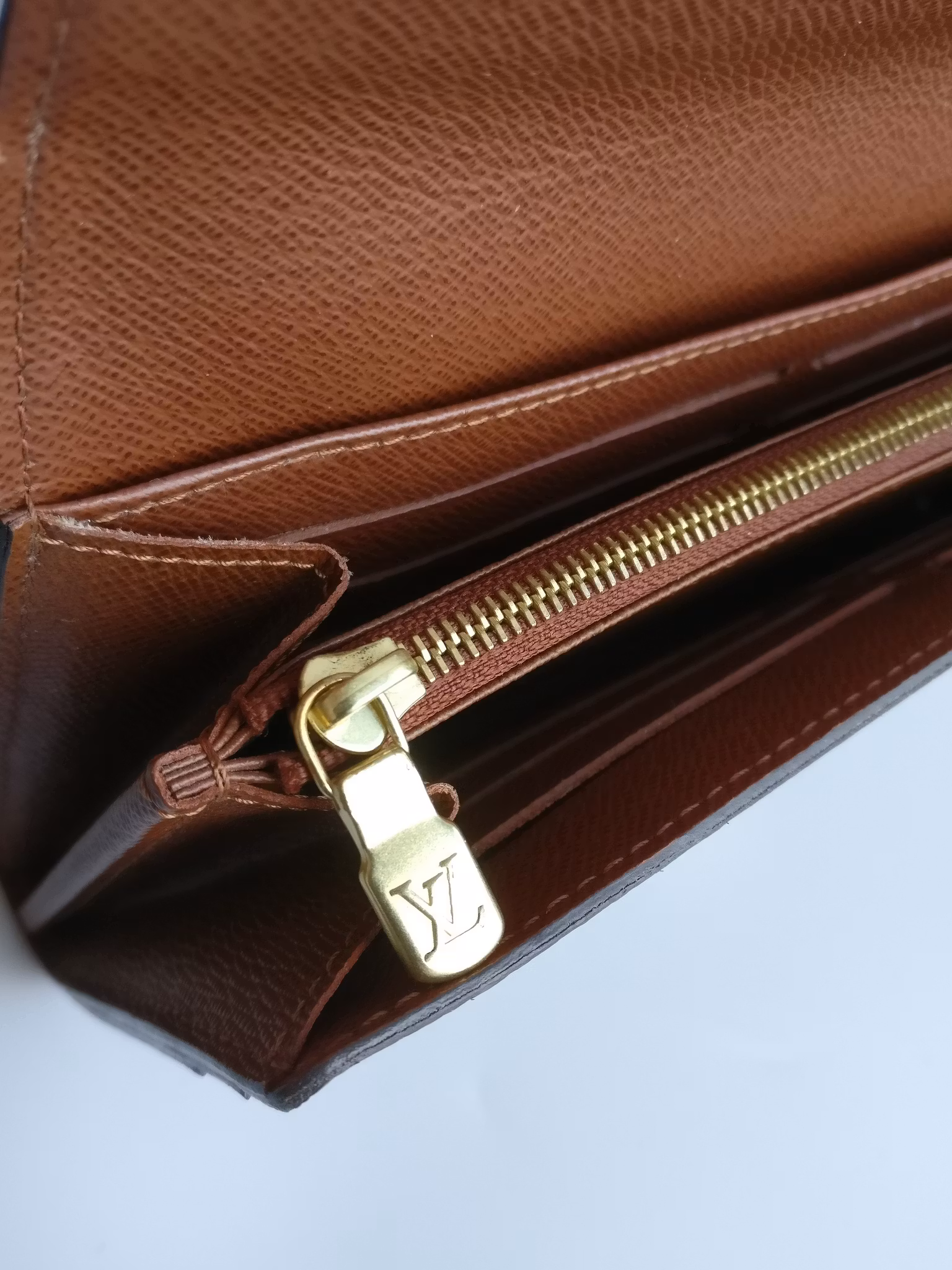 Louis Vuitton Sarah Wallet