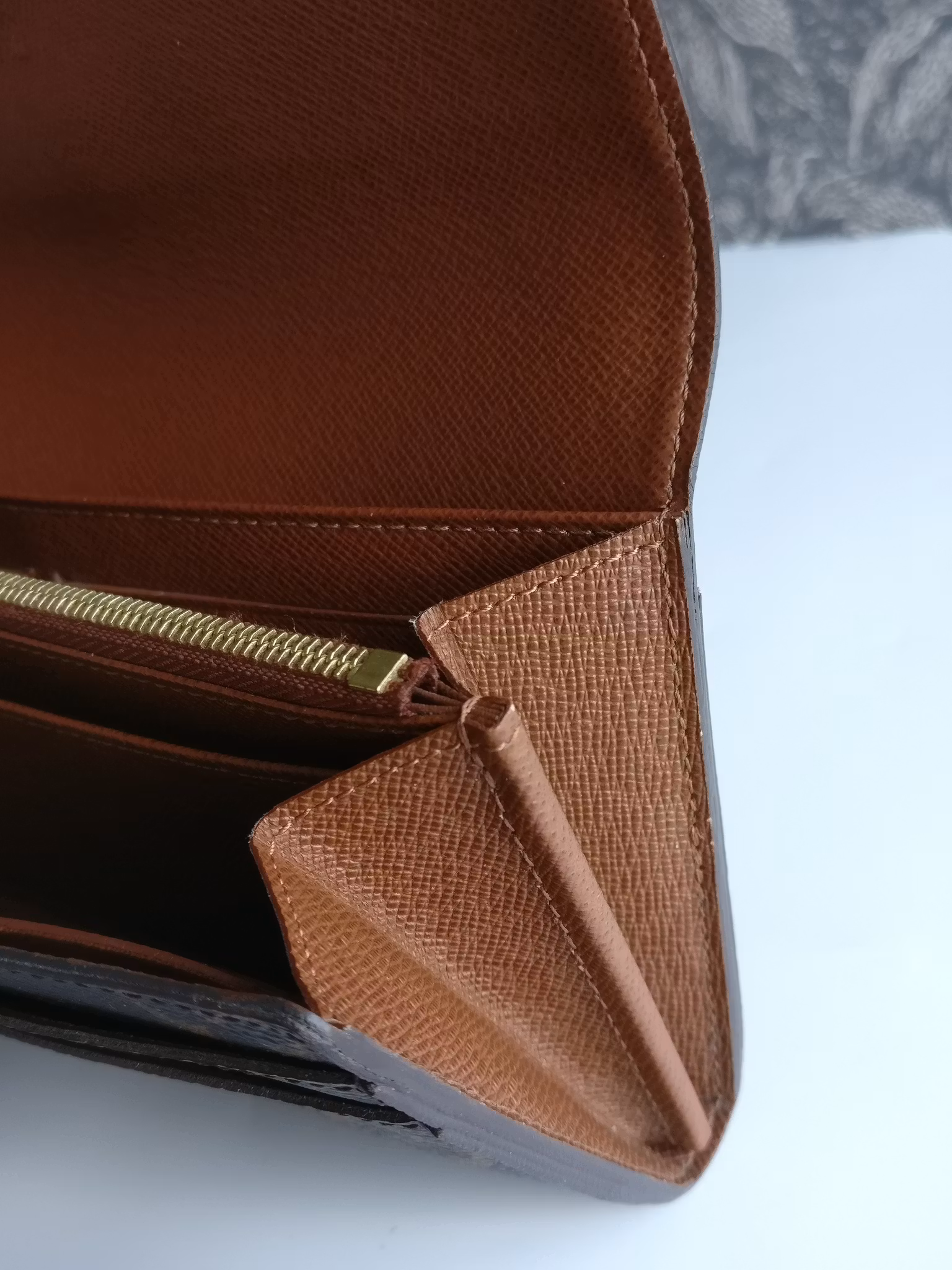 Louis Vuitton Sarah Wallet