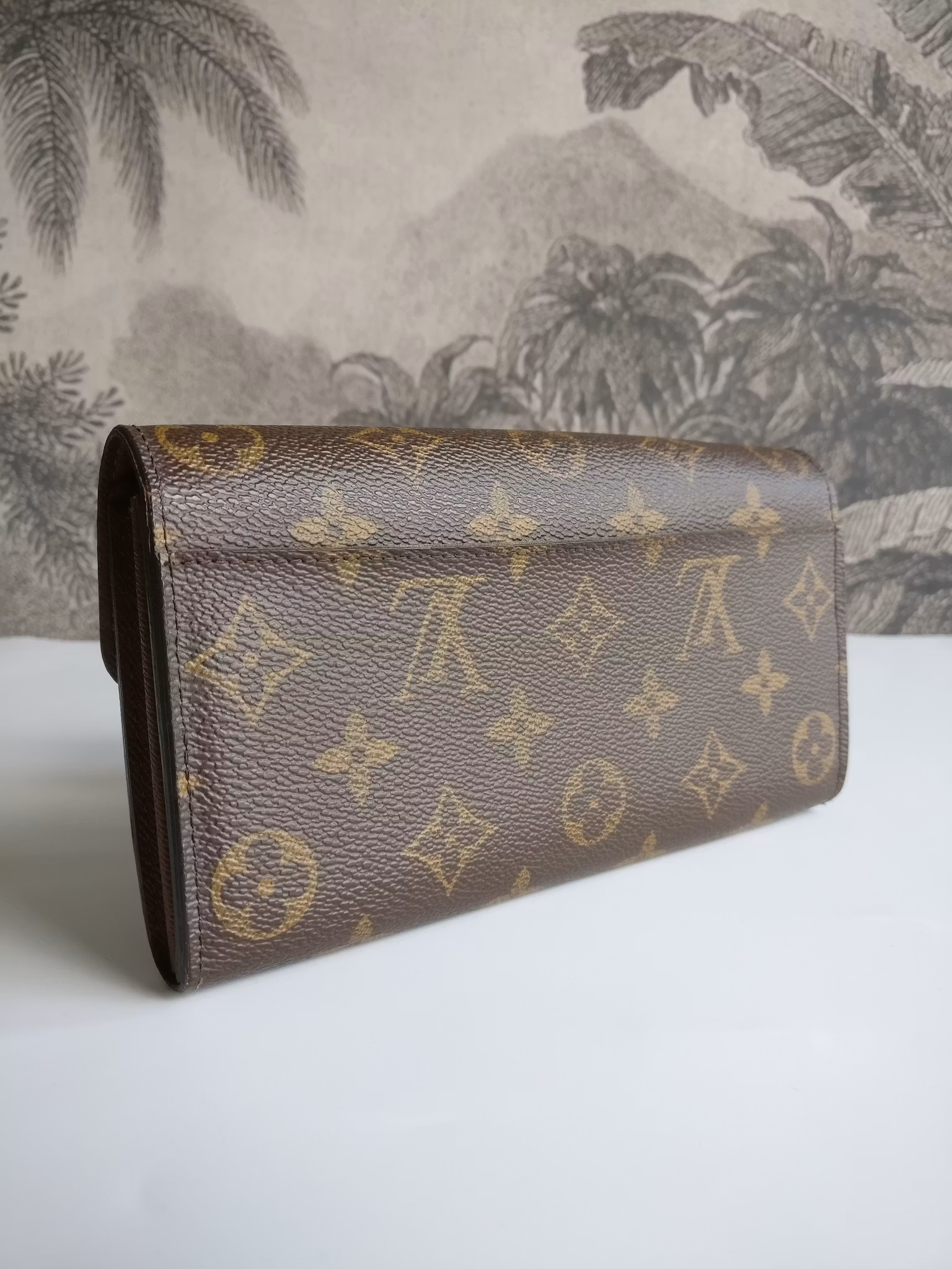 Louis Vuitton Sarah Wallet