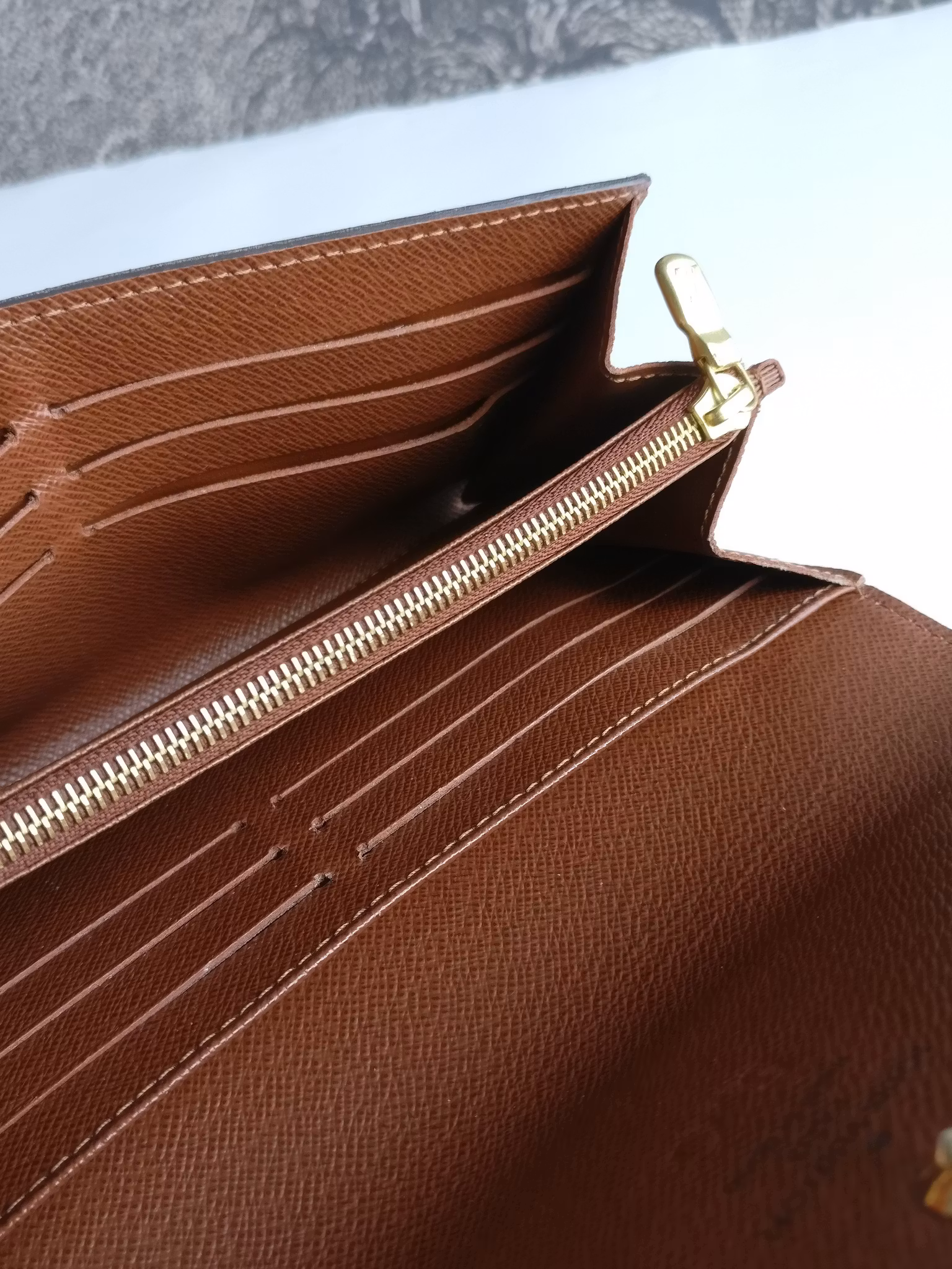 Louis Vuitton Sarah Wallet