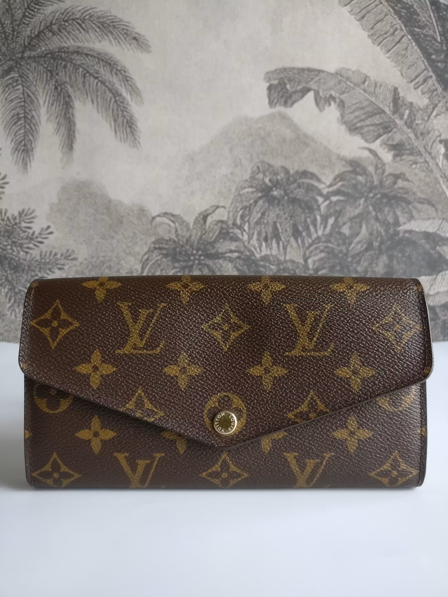 Louis Vuitton Sarah Wallet