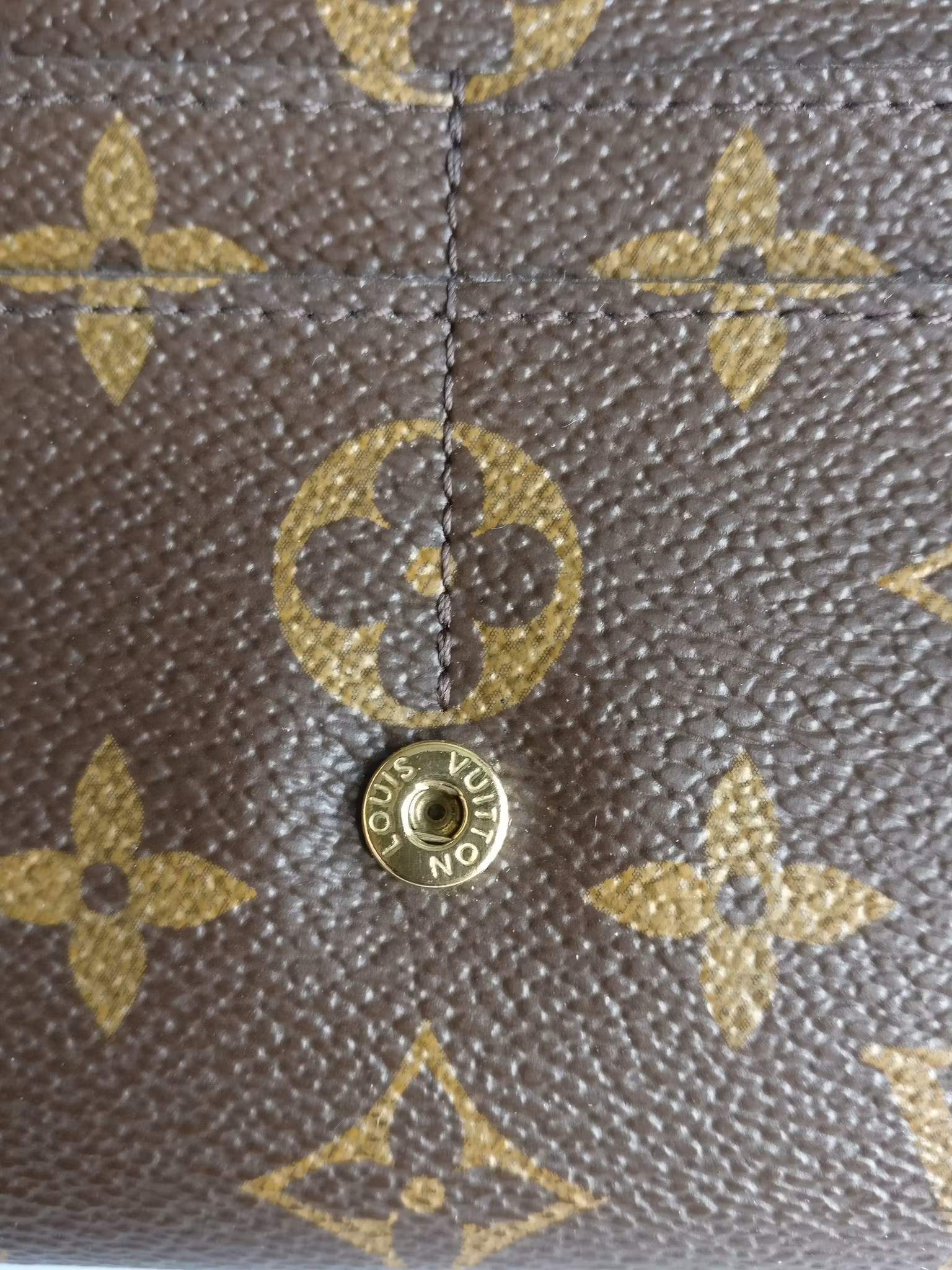 Louis Vuitton Sarah Wallet