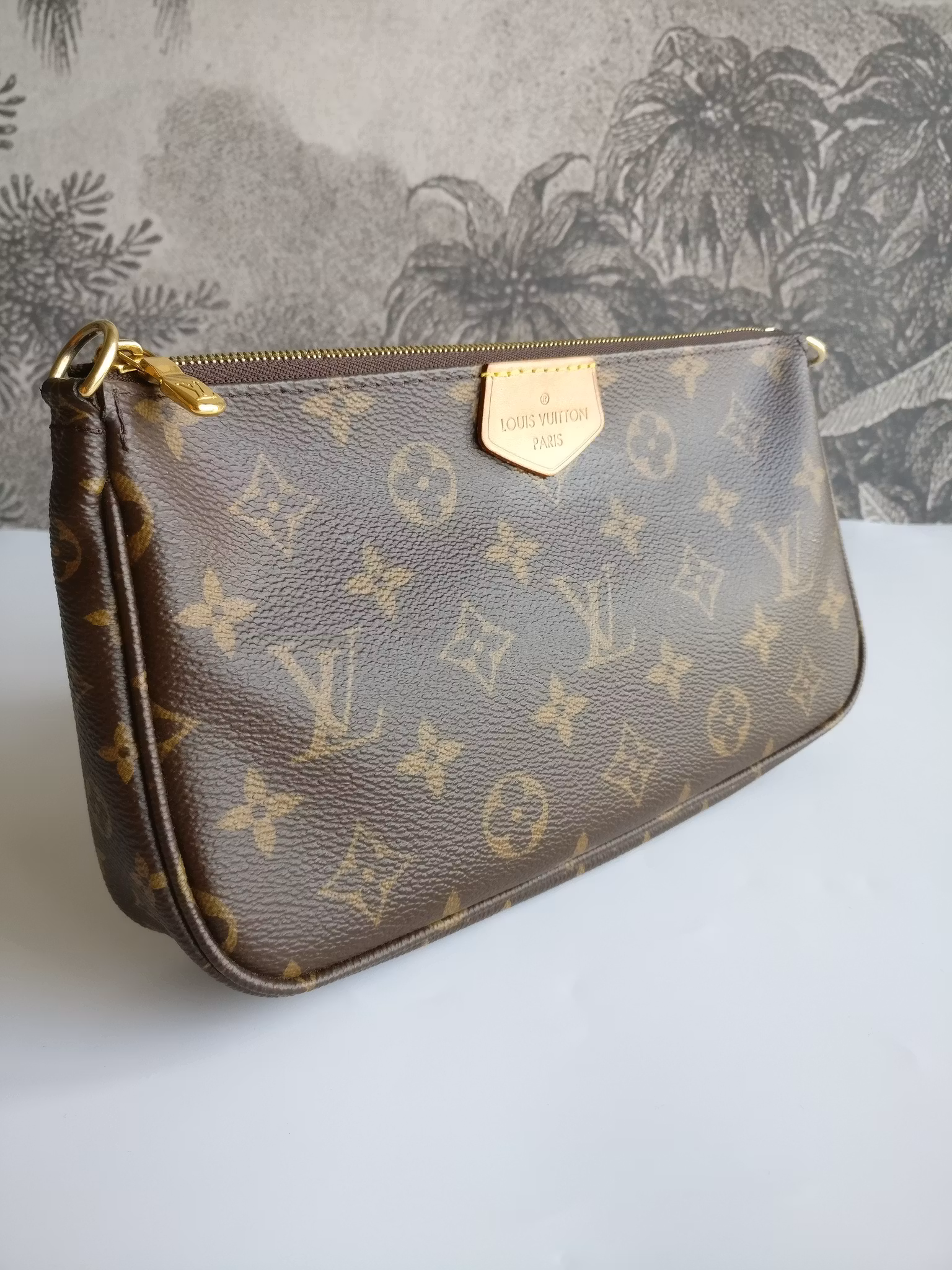 Louis Vuitton Multi Pochette Accessoires
