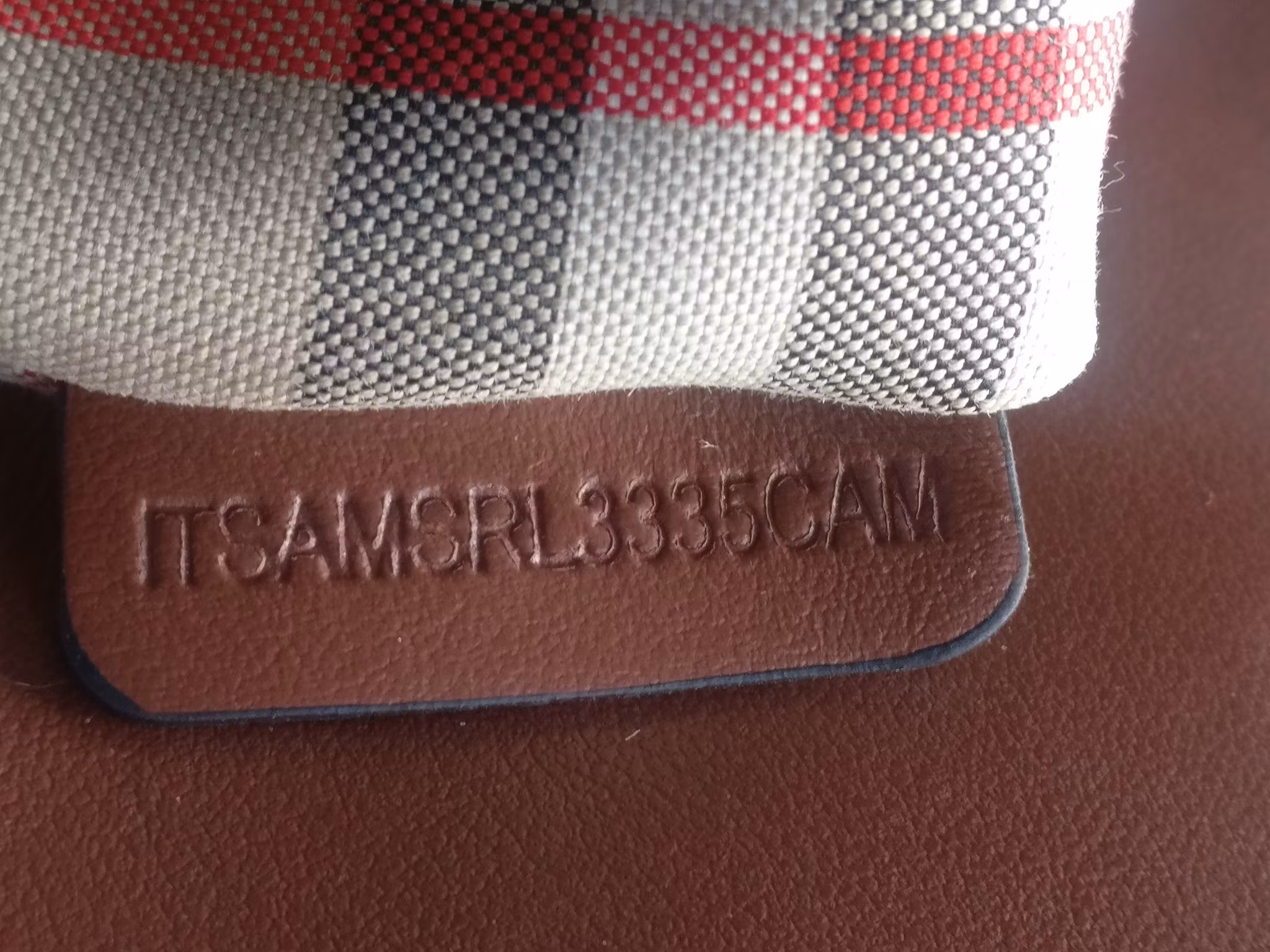 Burberry Medium Vintage Check Title tote