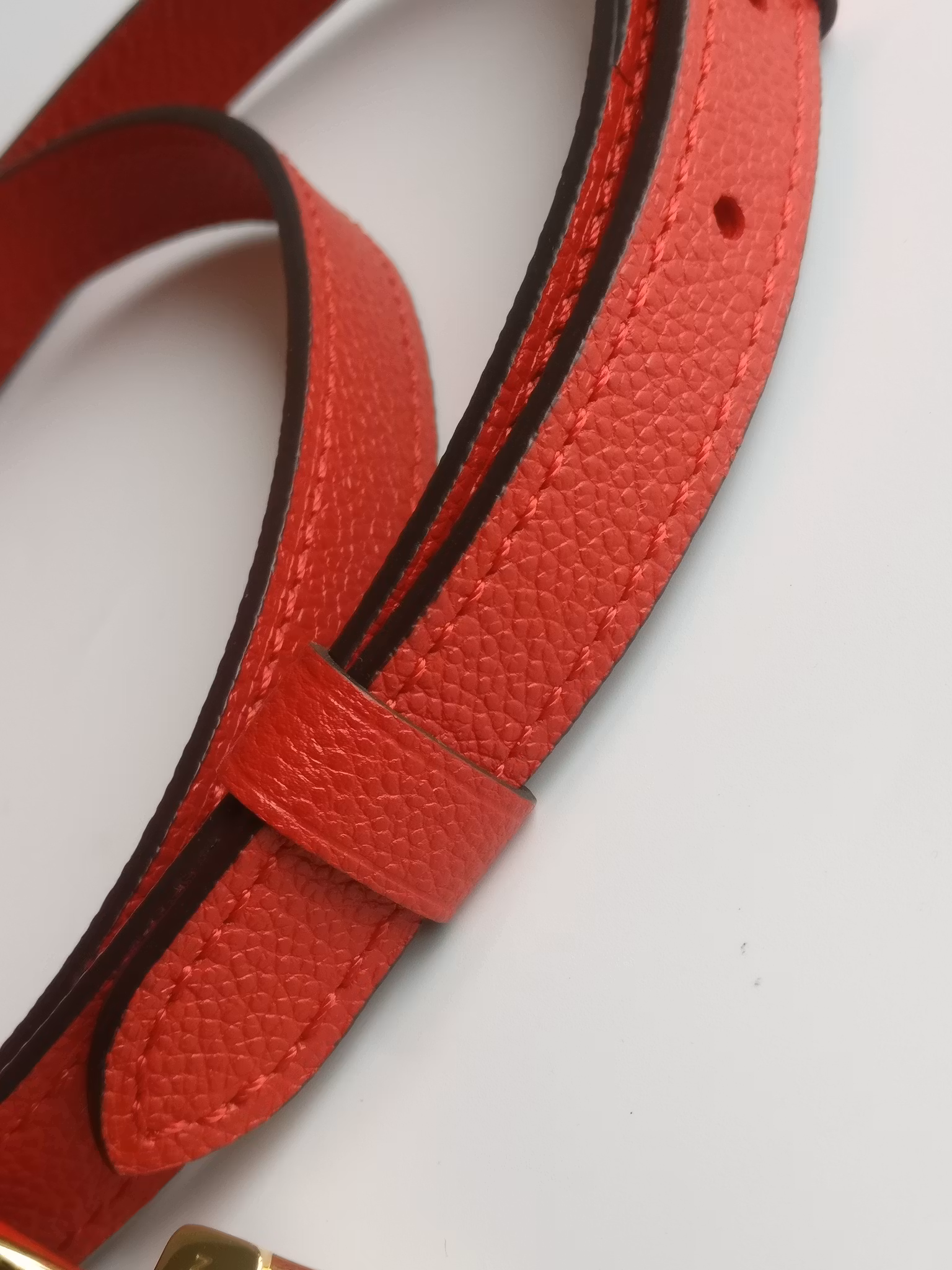 Louis Vuitton Pochette Metis empreinte cherry