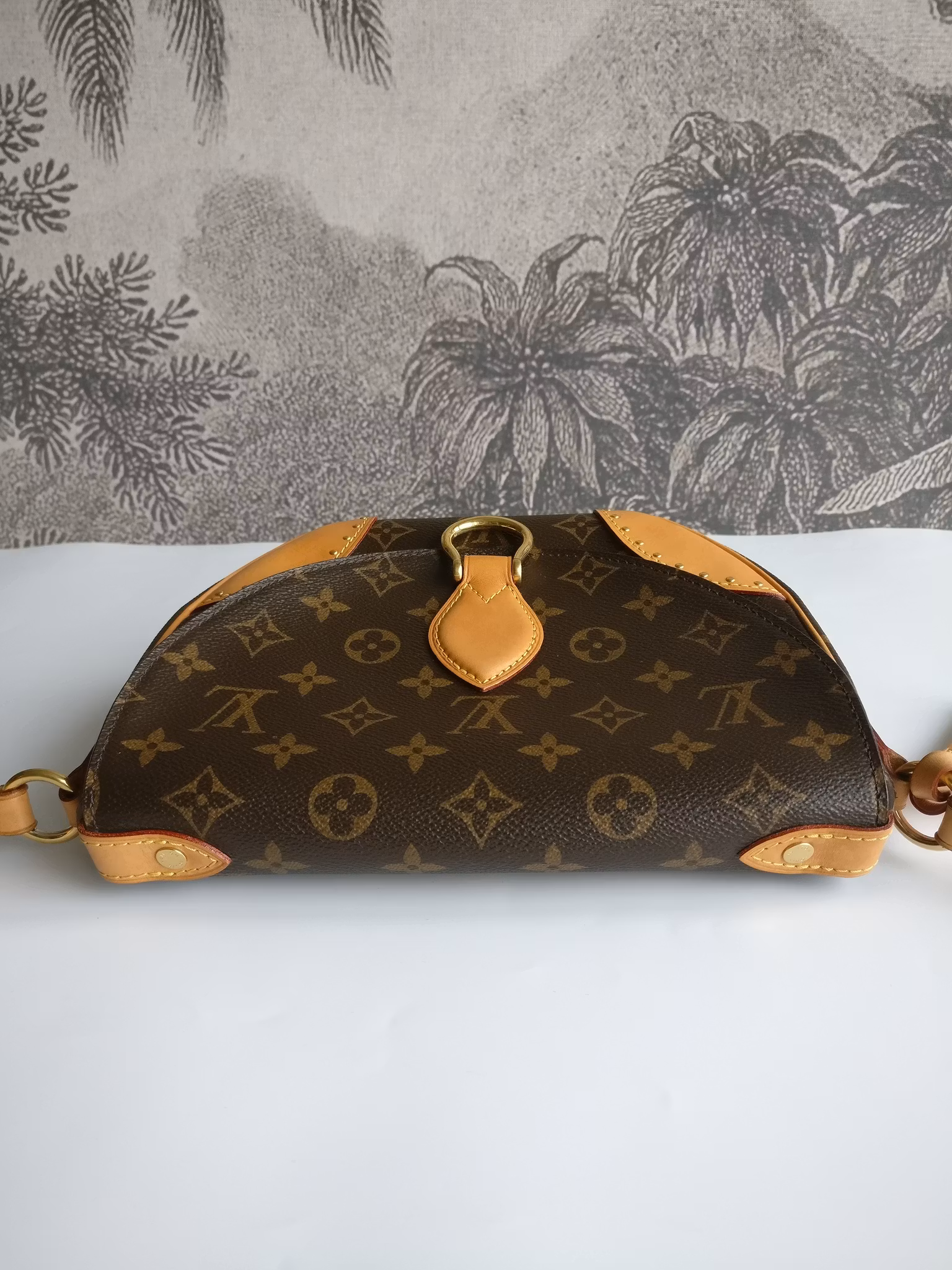 Louis Vuitton Saint Cloud new model