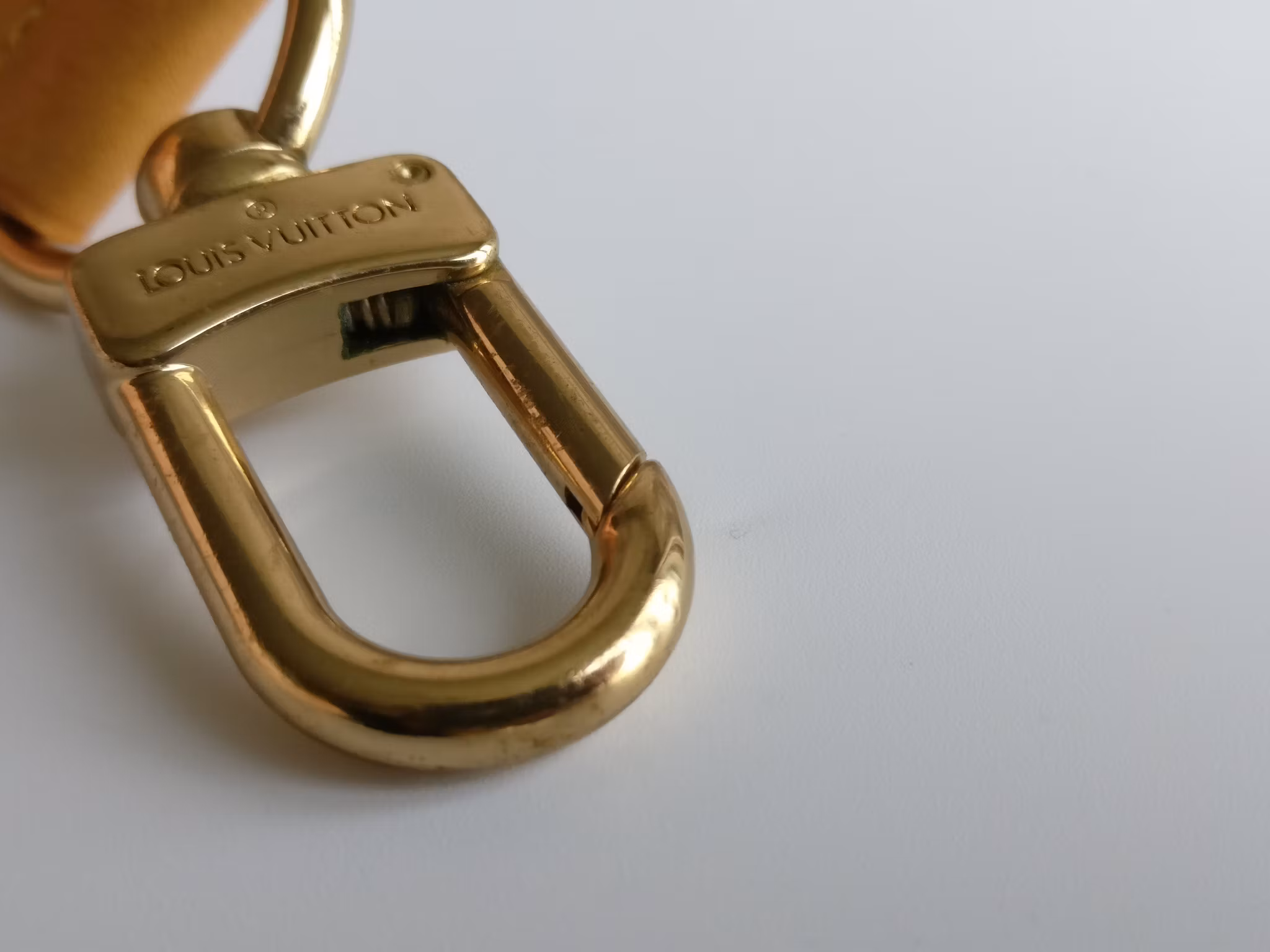 Louis Vuitton Keepall bandouliere strap