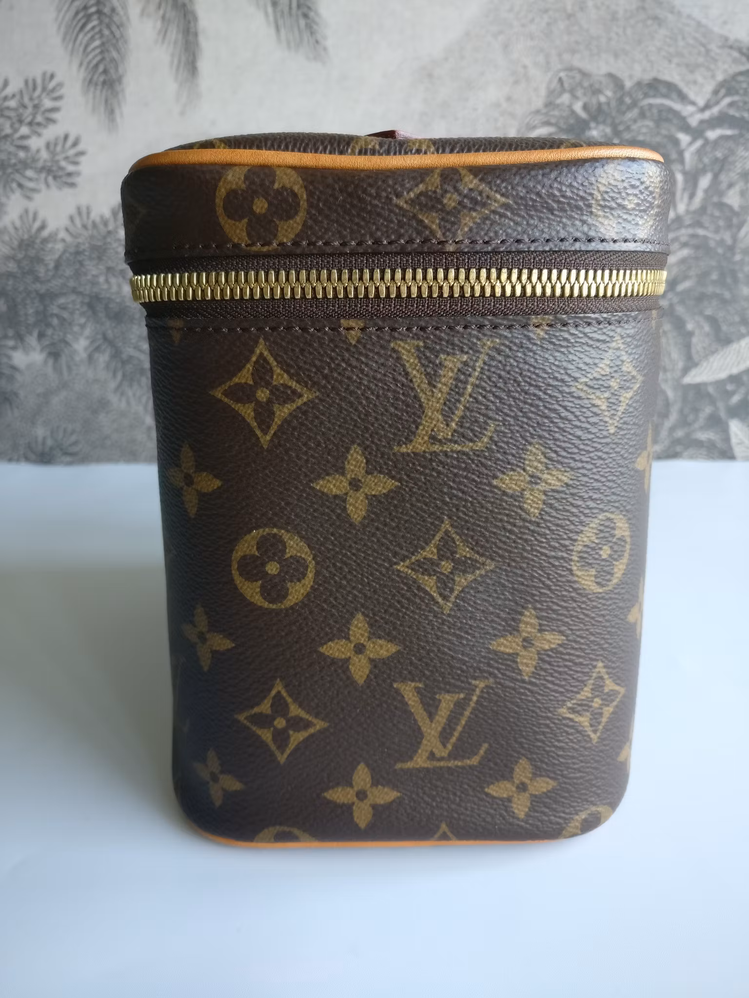 Louis Vuitton Nice BB toiletry