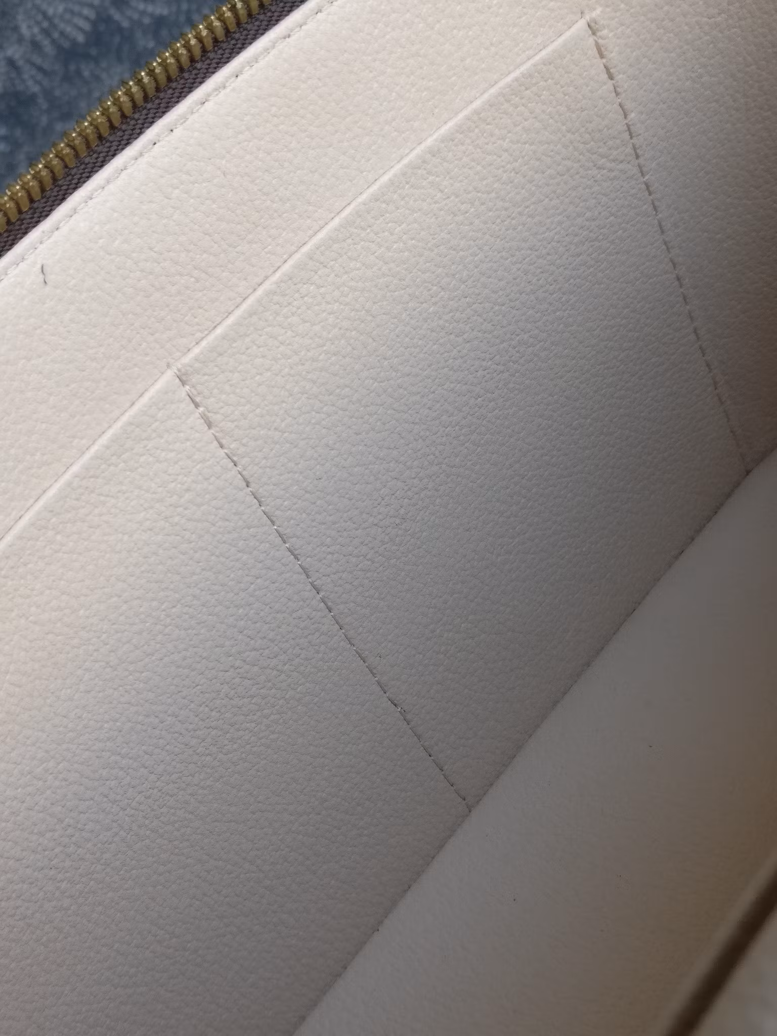 Louis Vuitton Nice BB toiletry