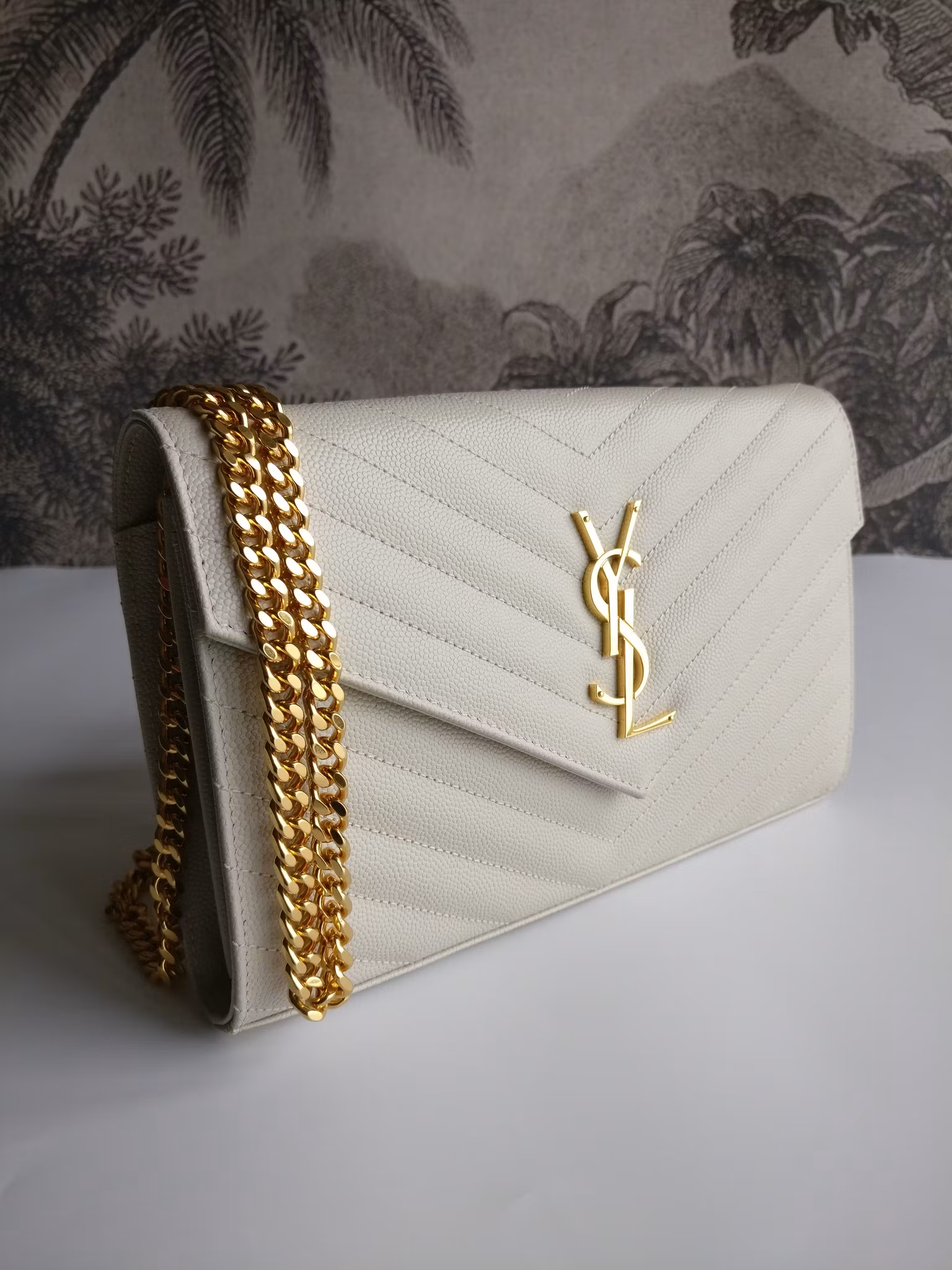Saint Laurent Chain Wallet Crema Soft